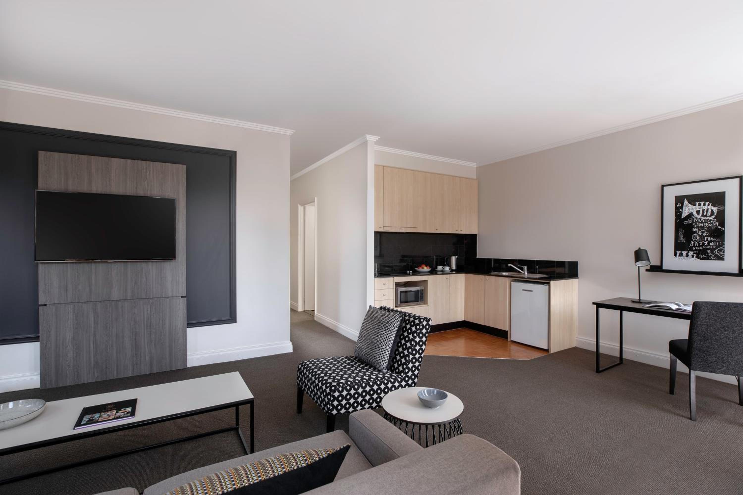 Two-Bedroom Dual Key Apartment - Weekly Housekeeping
