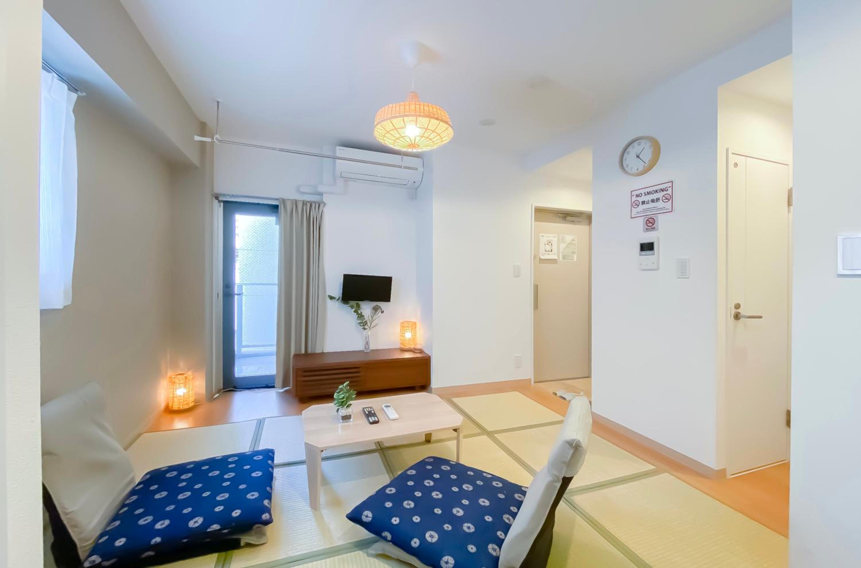 Twin Room with Private Bathroom photo 3