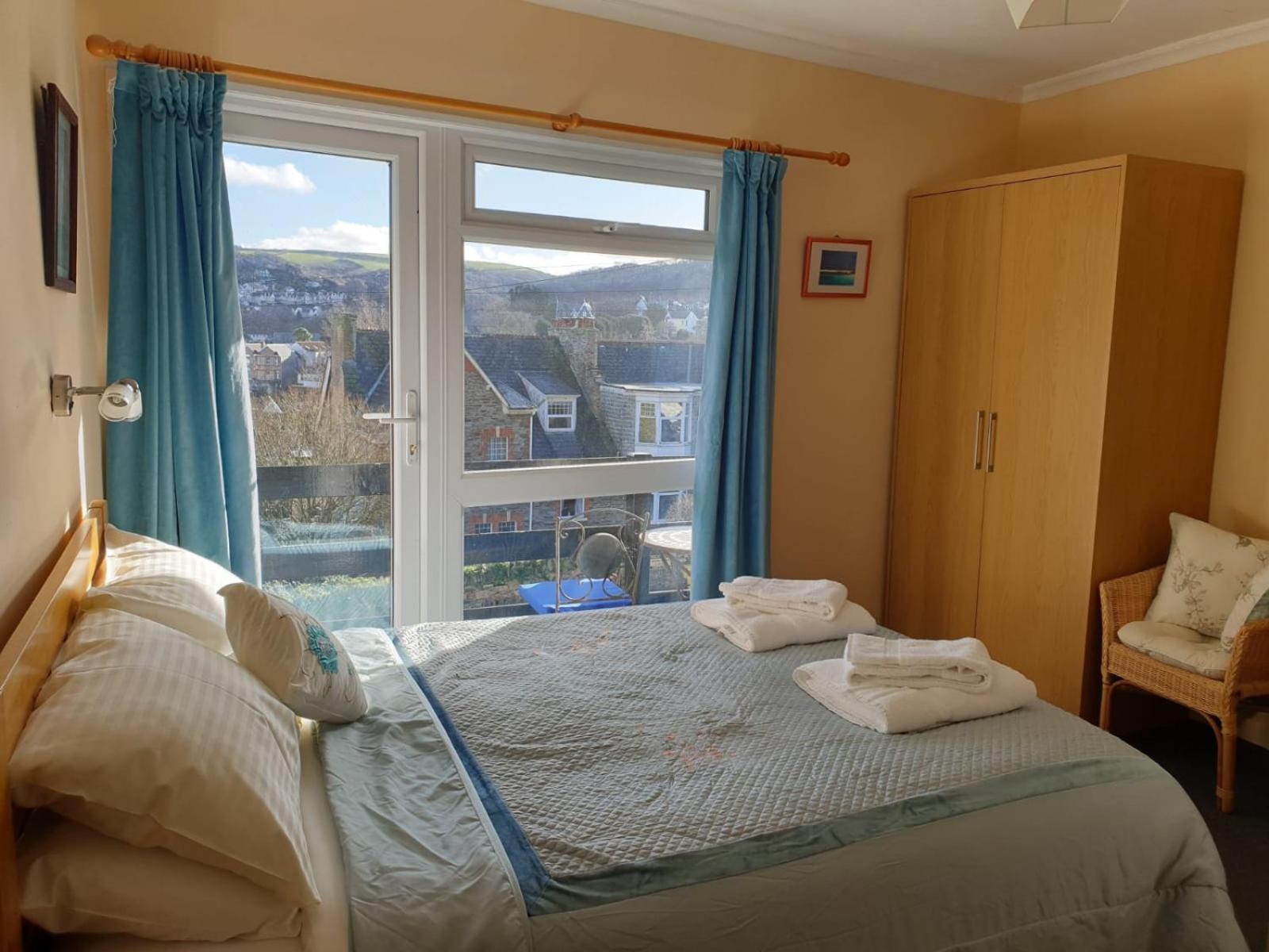 Double Room with Private Bathroom photo 3