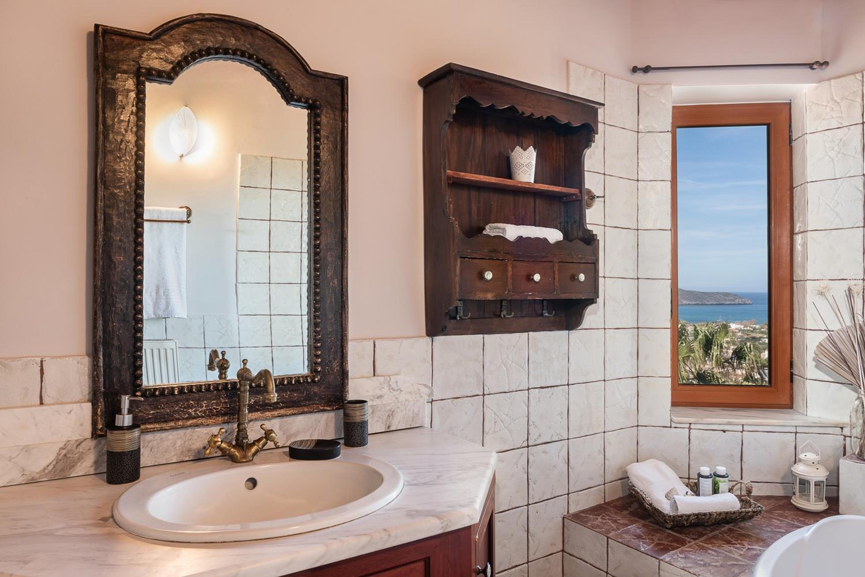 Apartment with Sea View photo 2