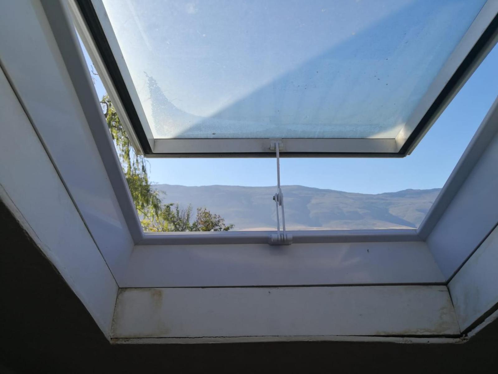 Studio with Mountain View photo 3