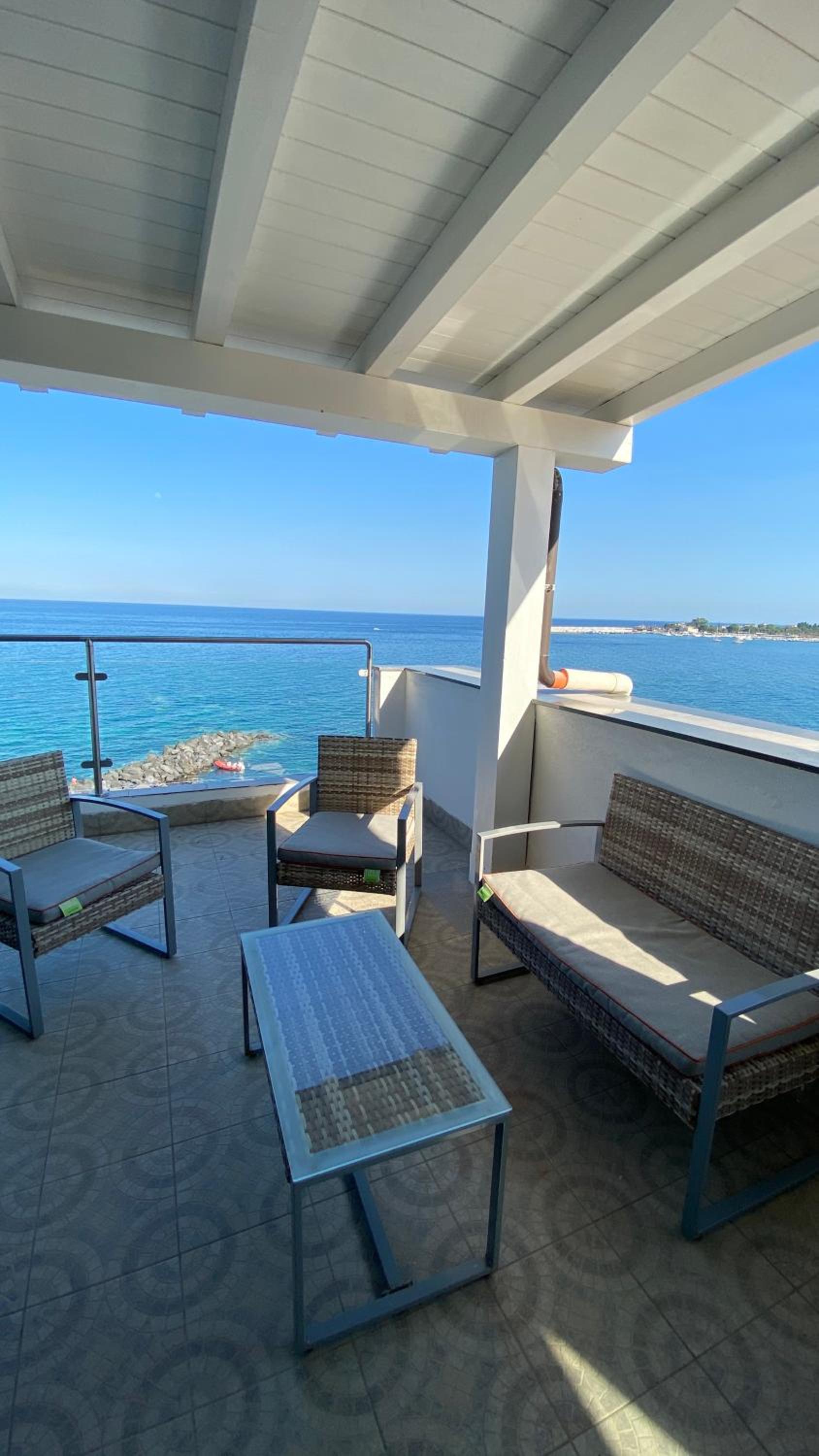Suite with Hot Tub photo 2
