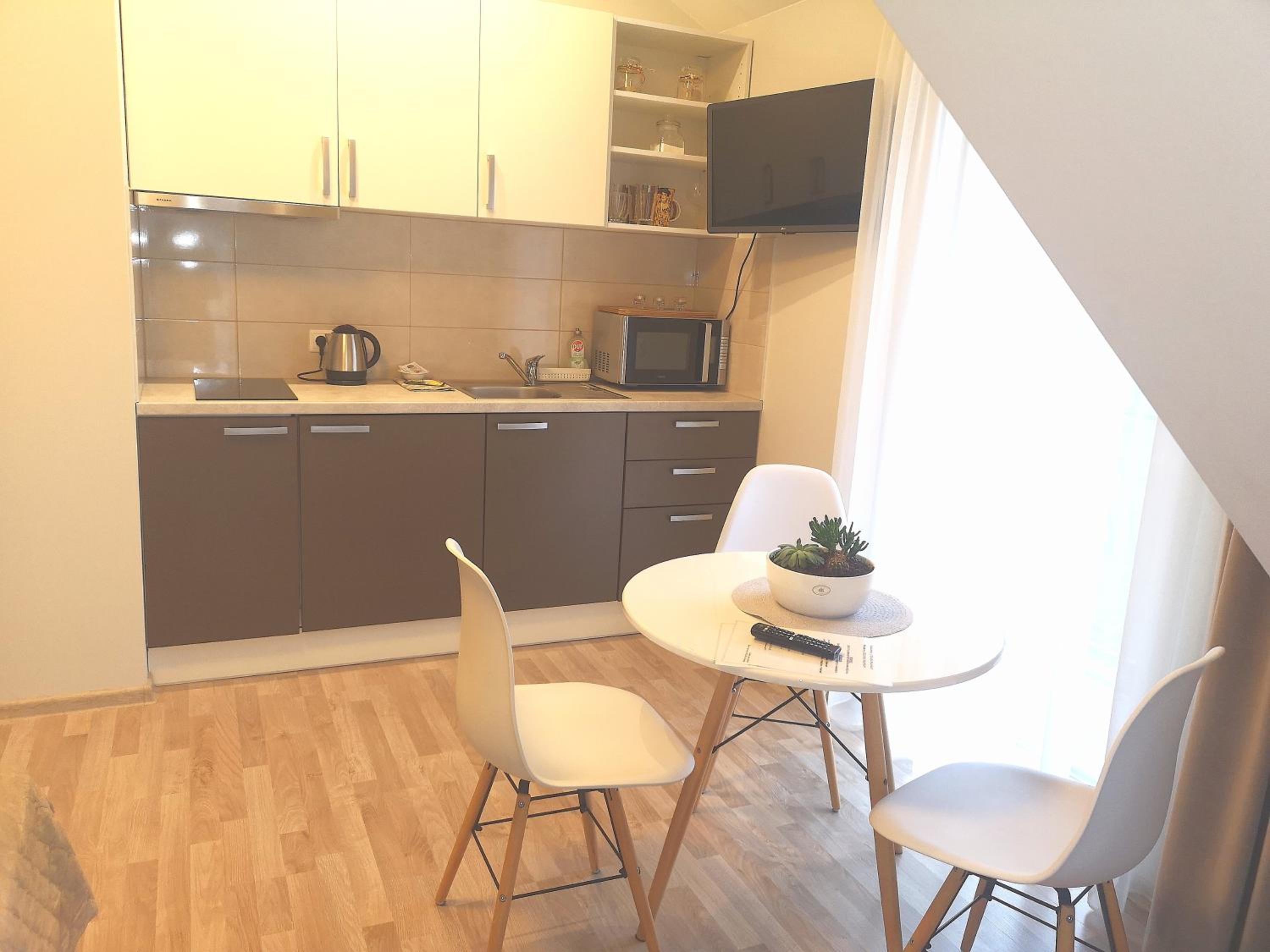 Apartment with Balcony photo 1