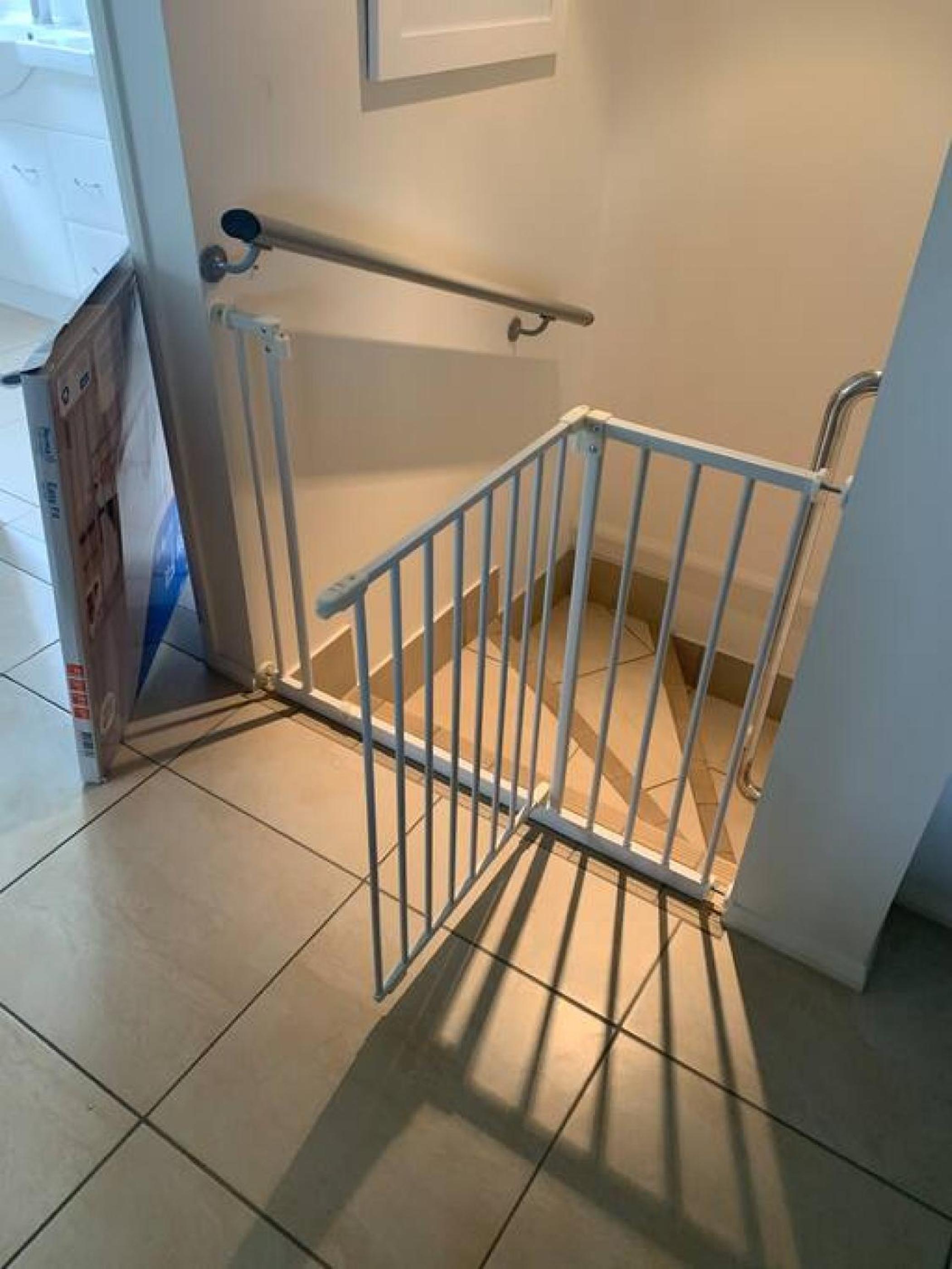 Three-Bedroom Apartment photo 2