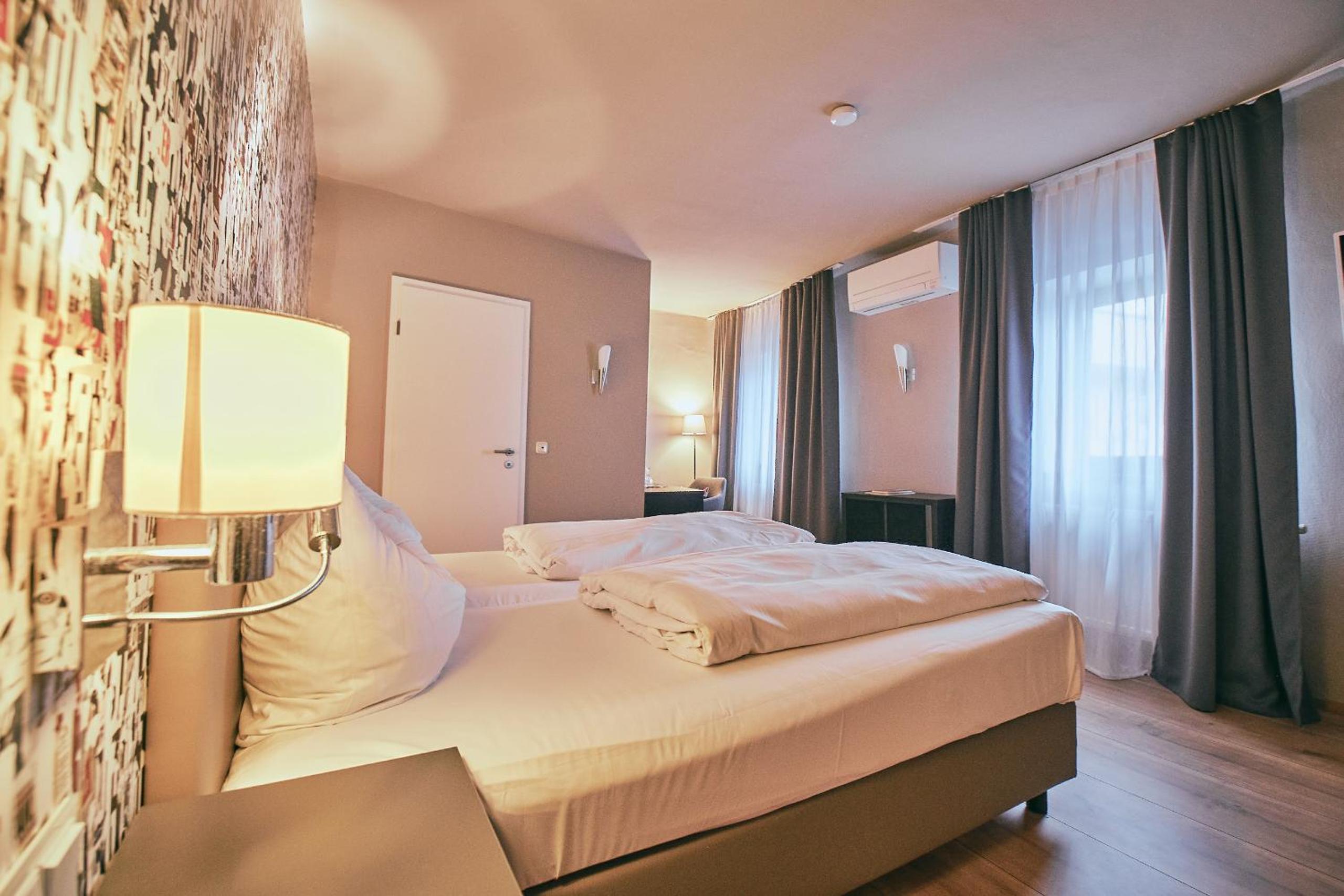 Deluxe Double Room - Photo 3