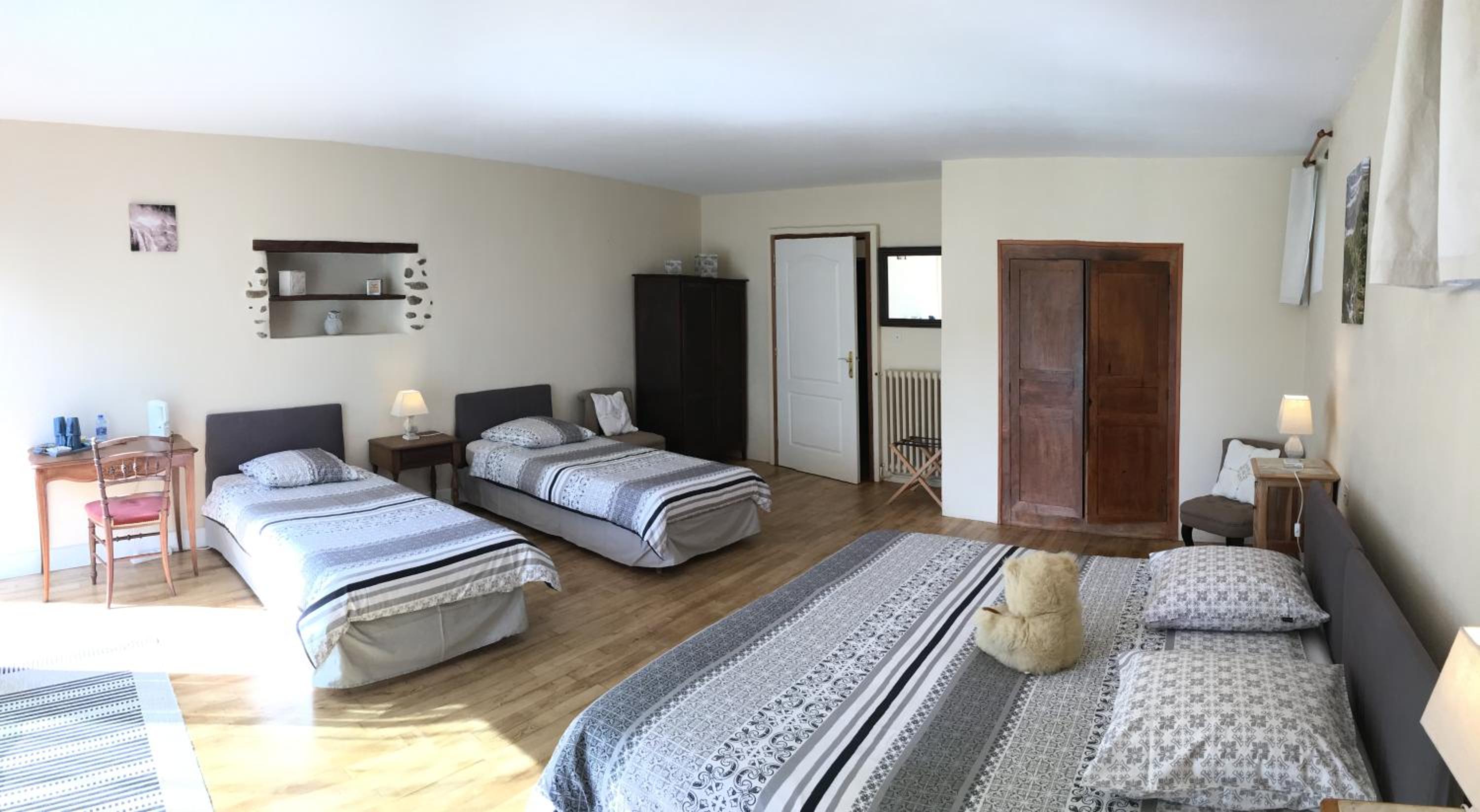 Family Room with Terrace photo 3