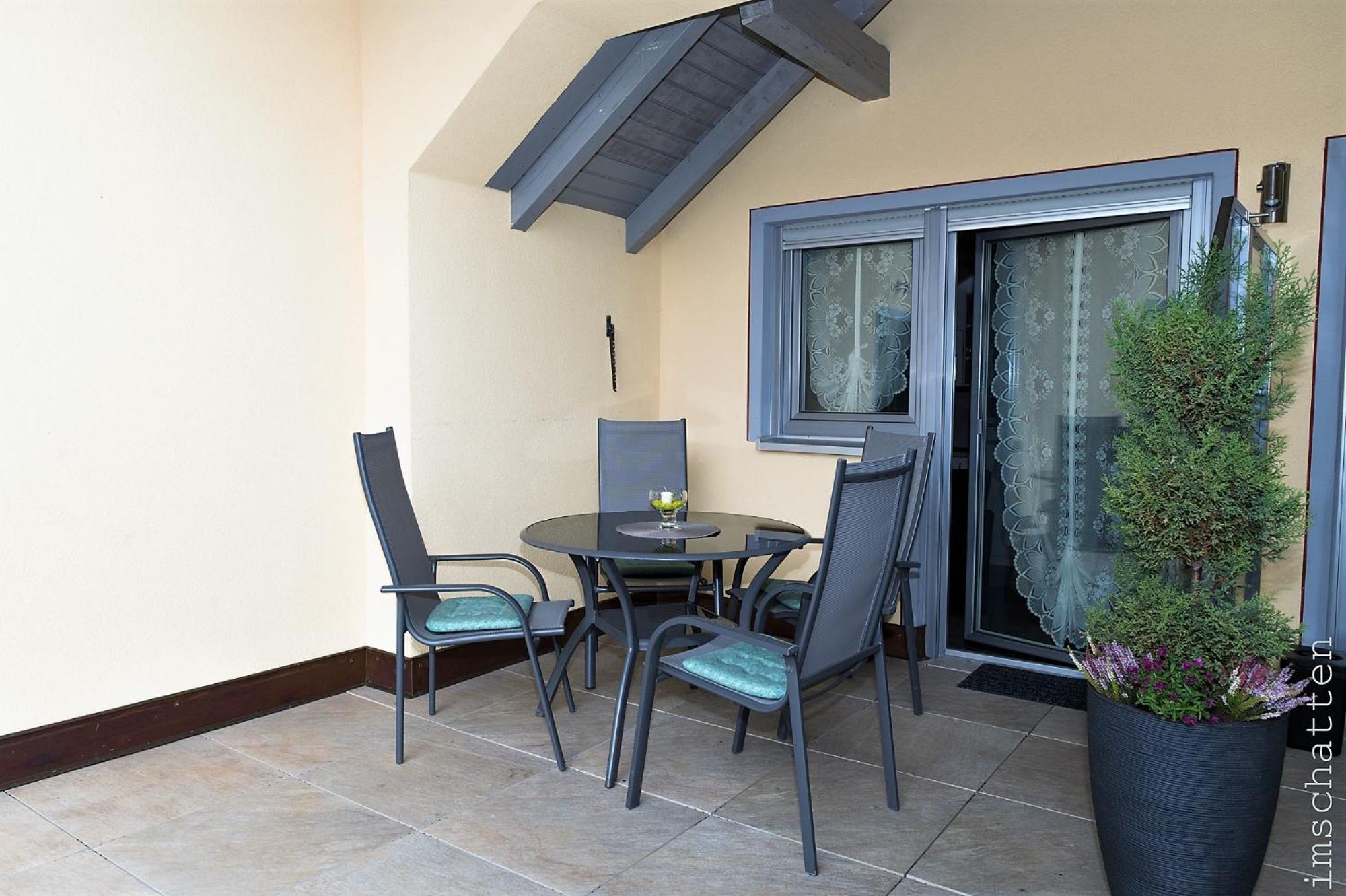 Apartment with Terrace photo 3