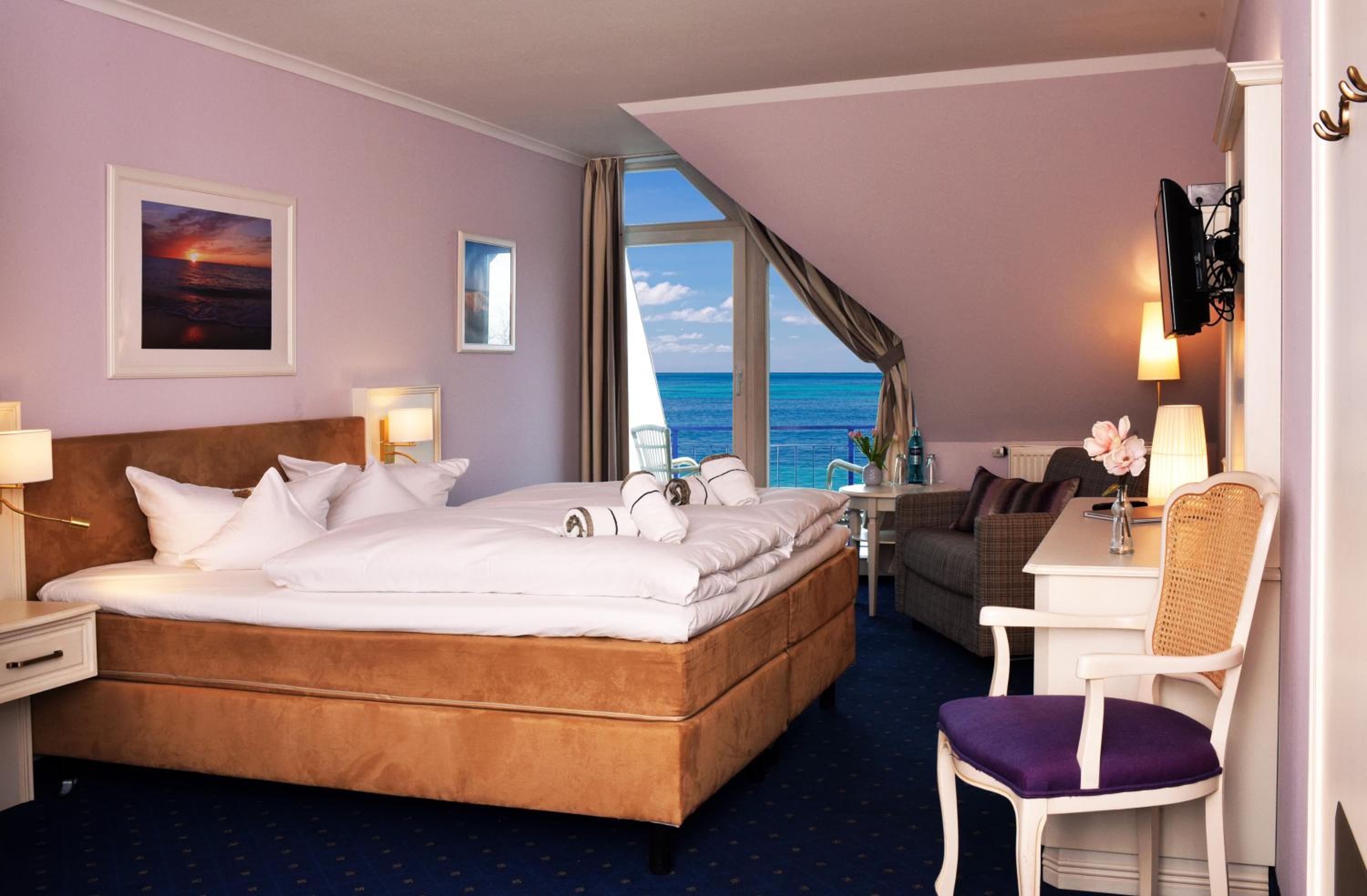 Comfort Double Room with Balcony and Sea View