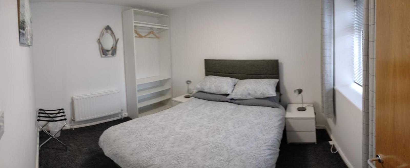 Three-Bedroom Apartment photo 1