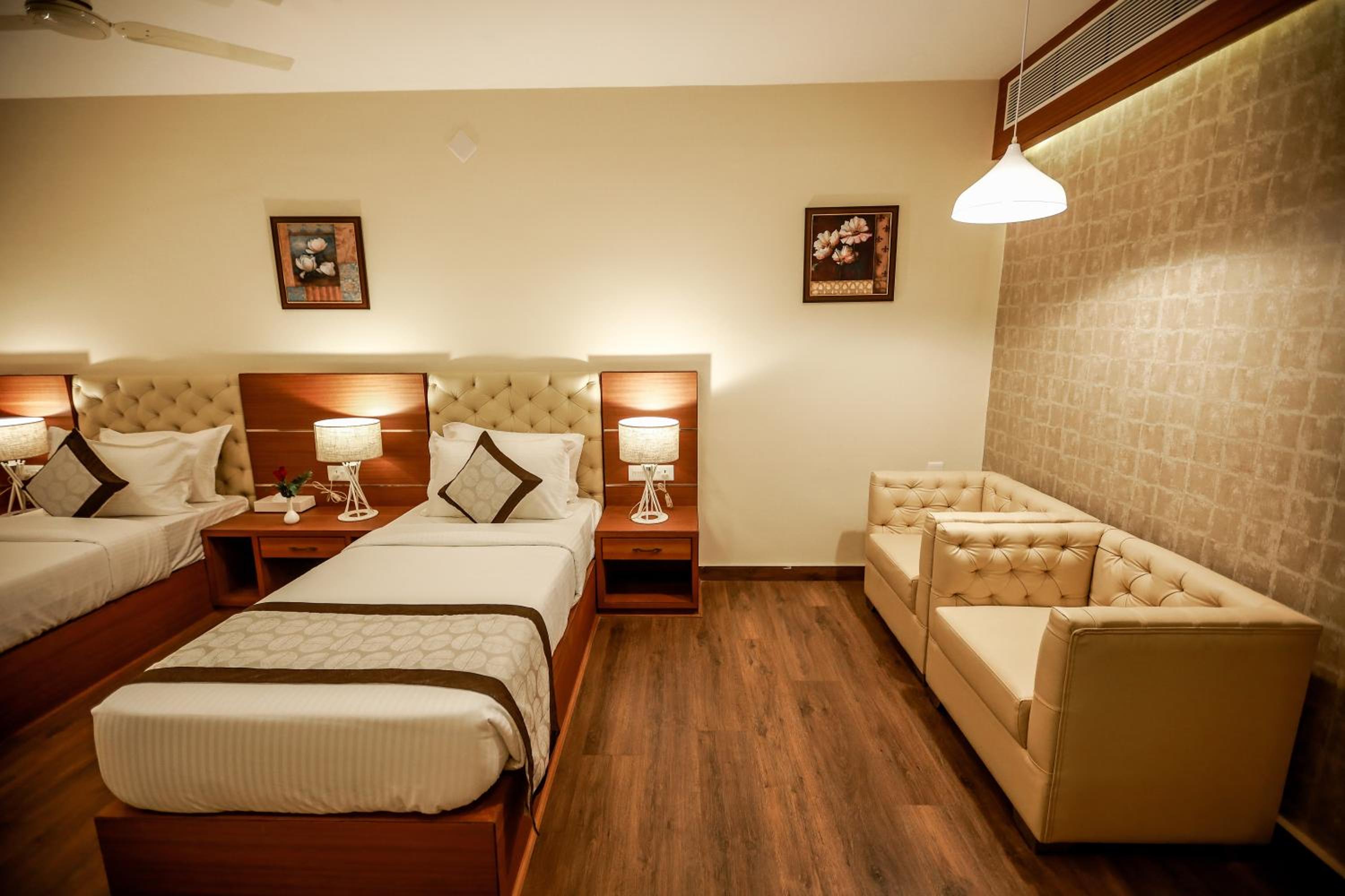 Deluxe Double Room - Photo 7