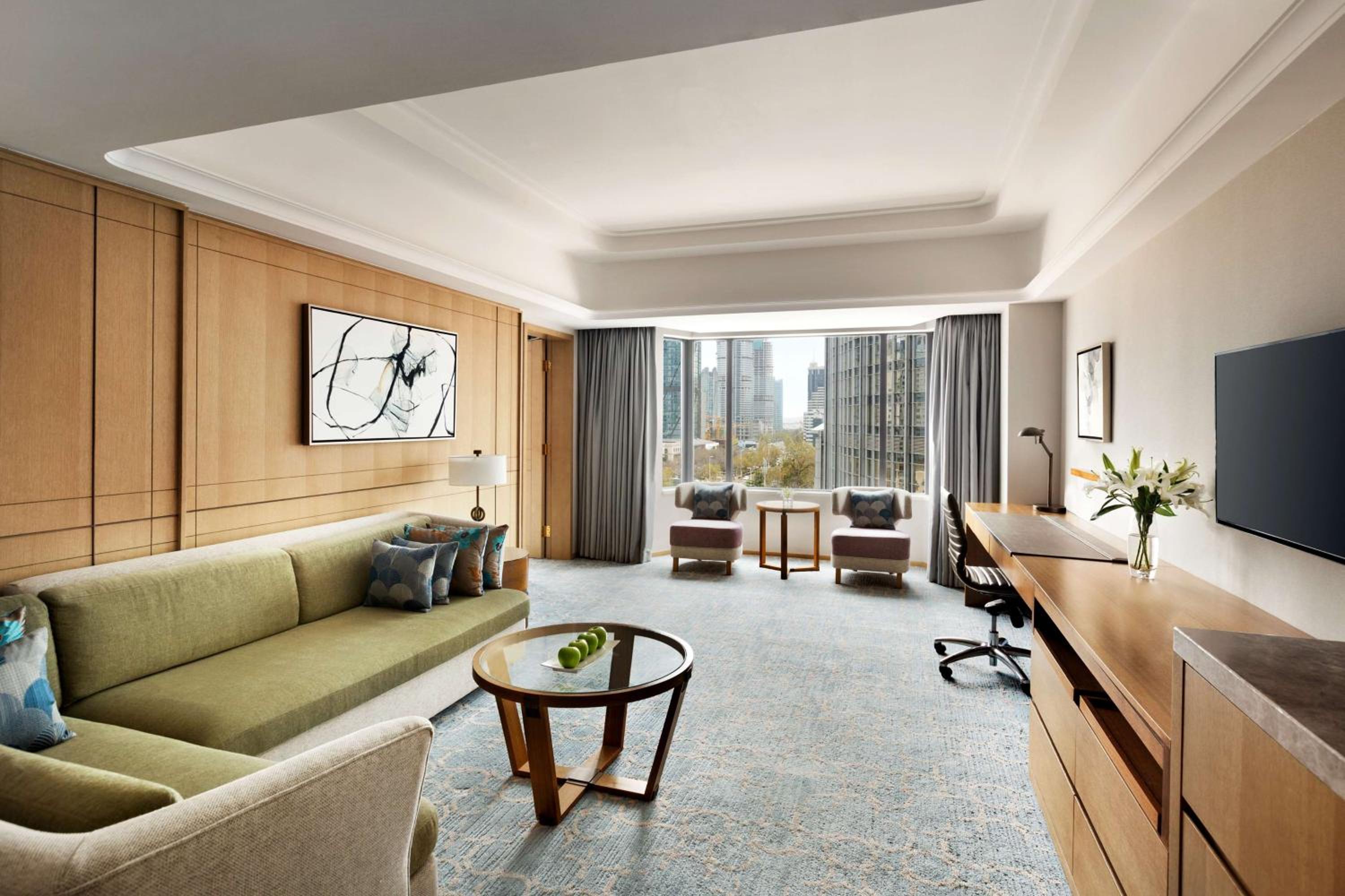 Executive King Suite - City Wing photo 1