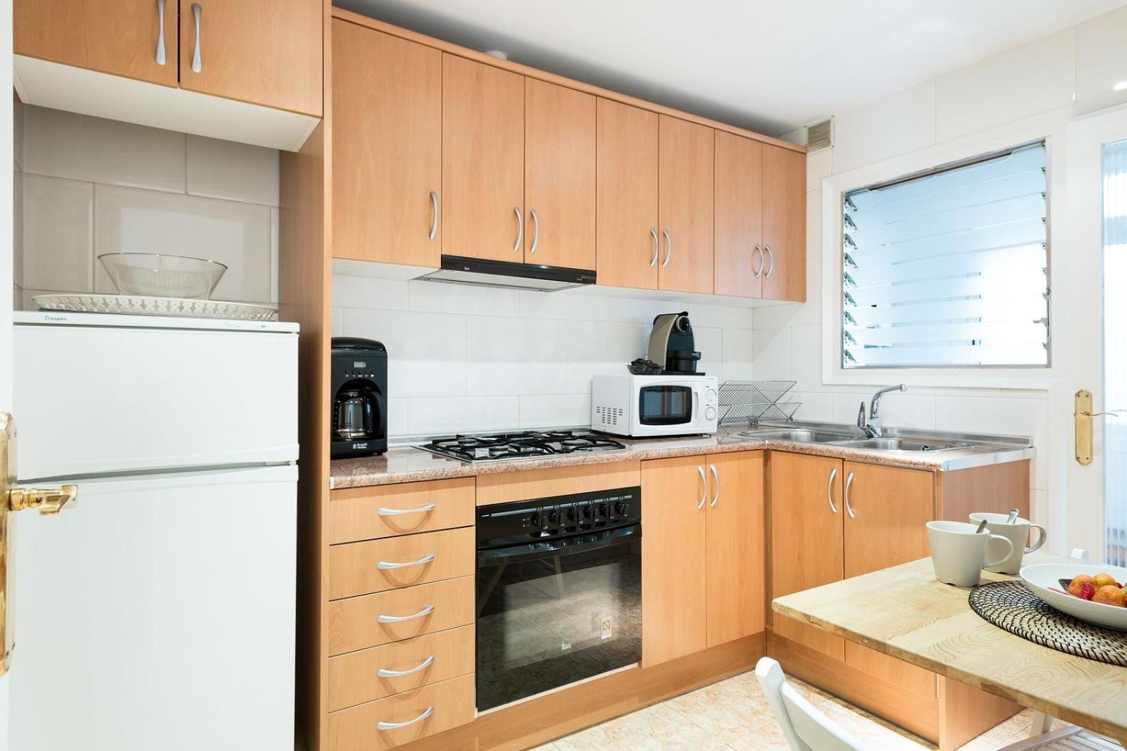 One-Bedroom Apartment photo 2