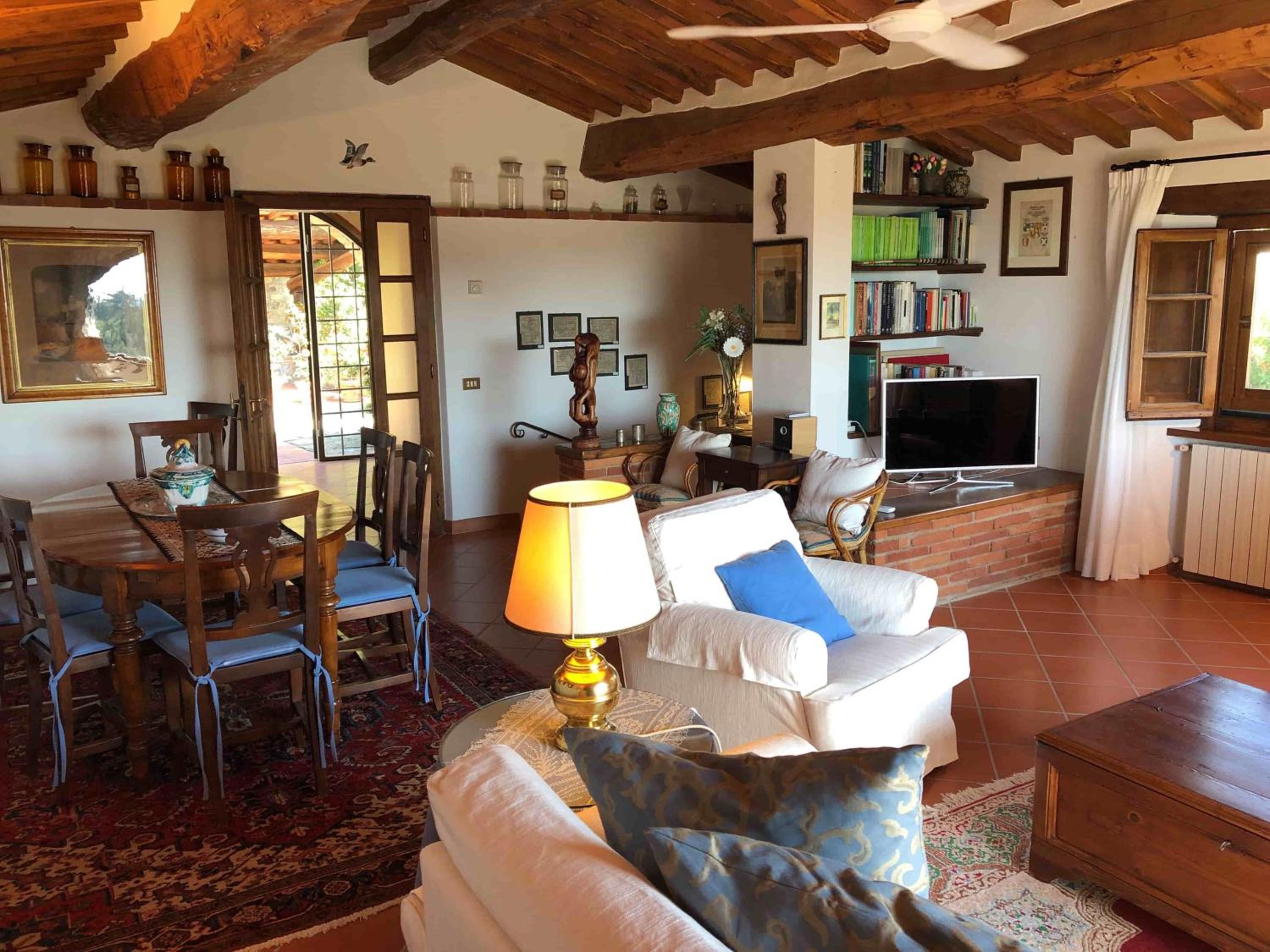 One-Bedroom House photo 1