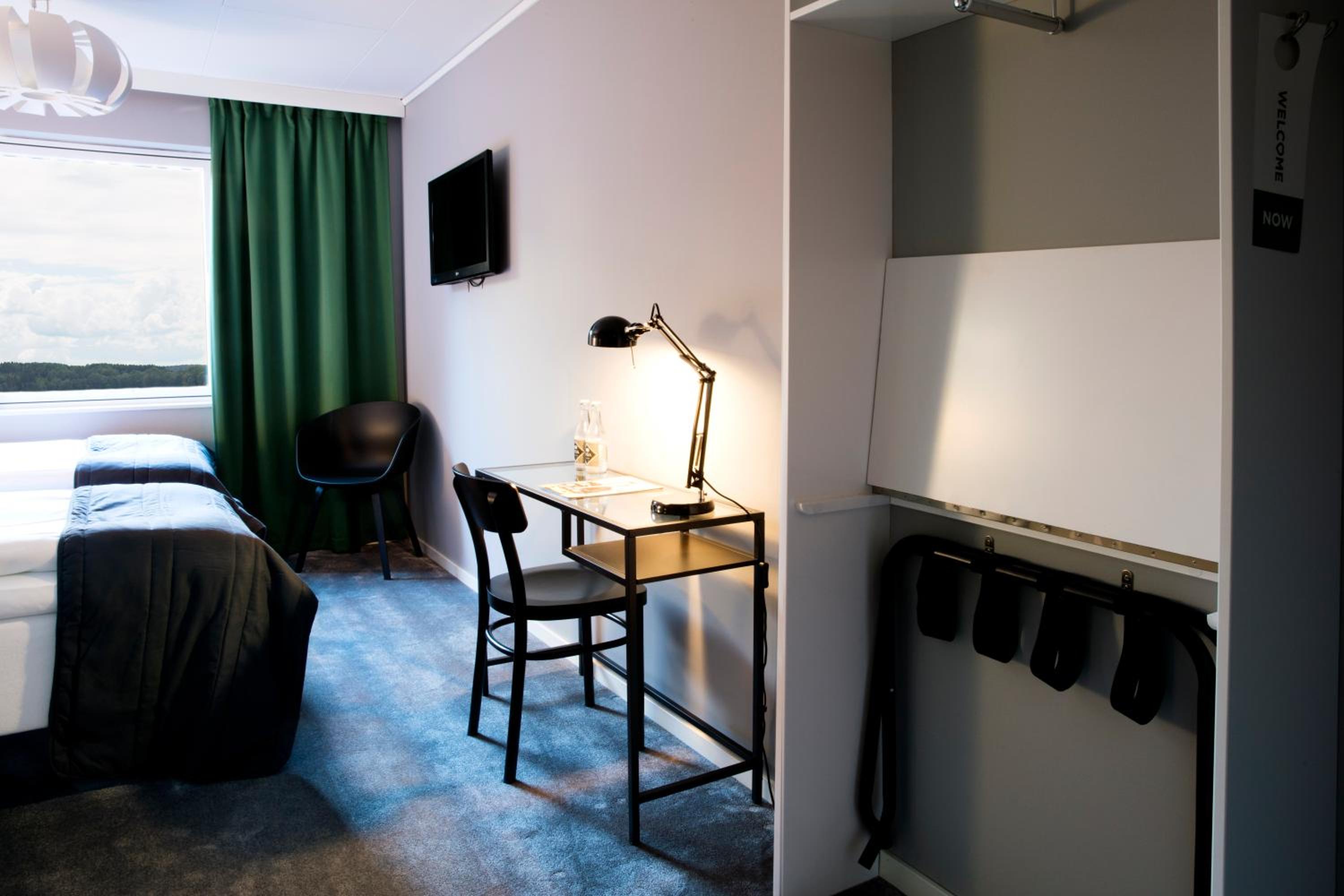 Twin Room - Photo 4