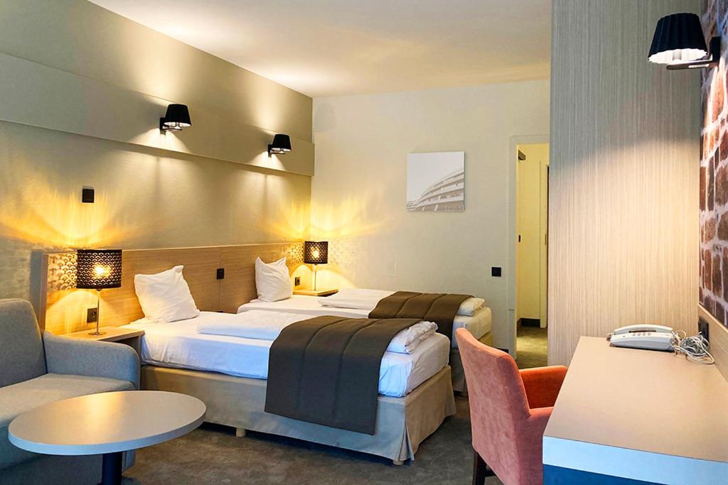 Standard Twin Room photo 2