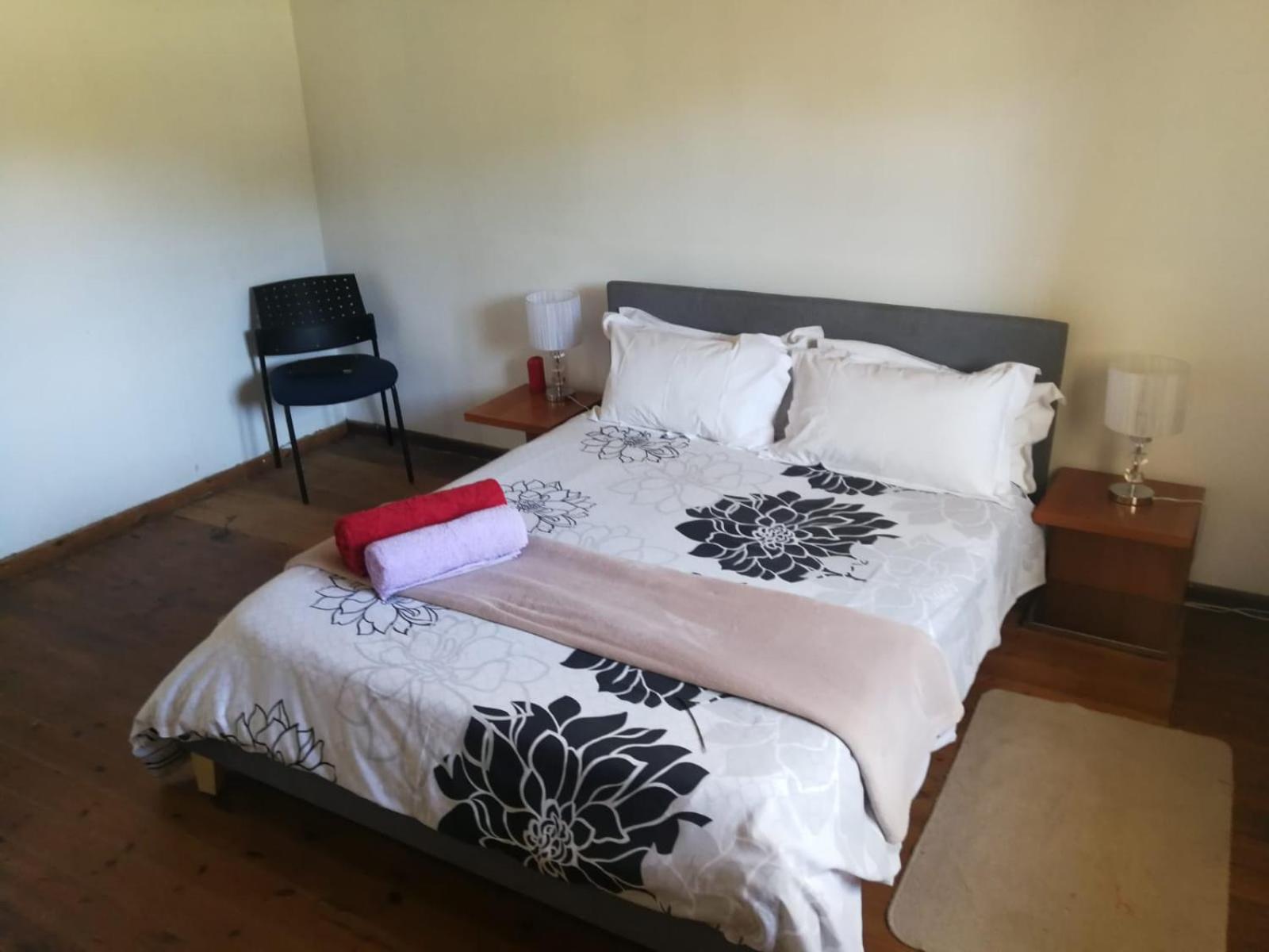 Double Room with Shared Bathroom photo 3