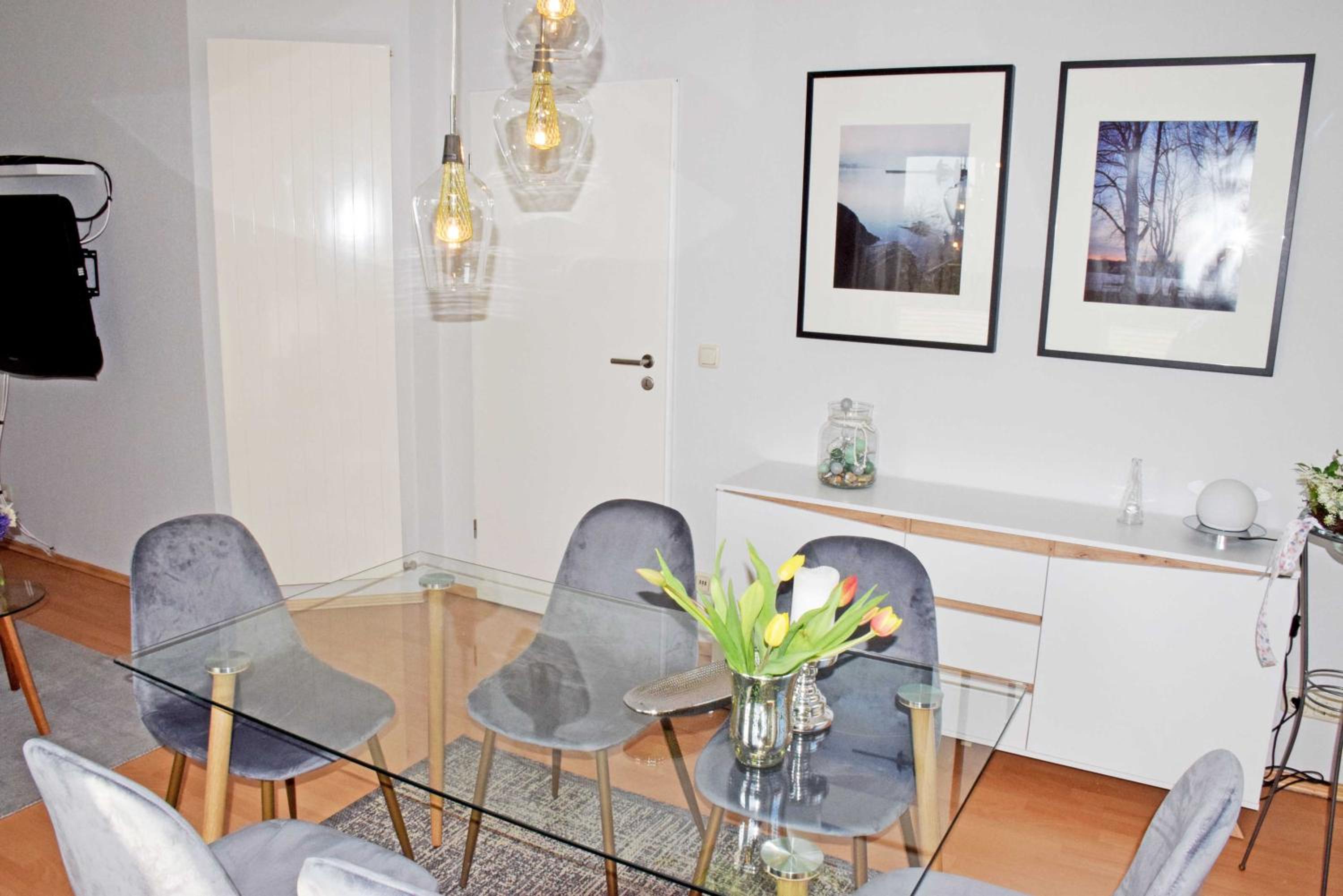 One-Bedroom Apartment with Terrace photo 3