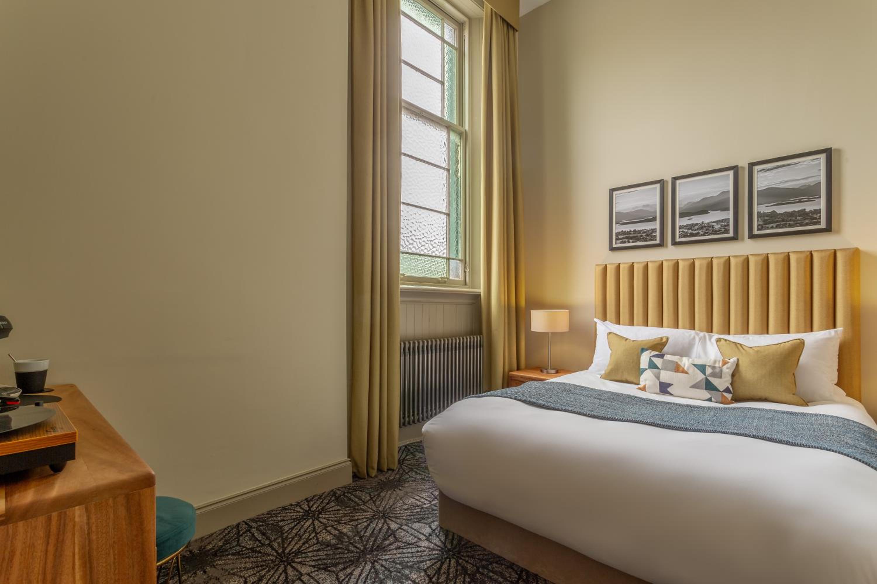 Small Double Room - Photo 4