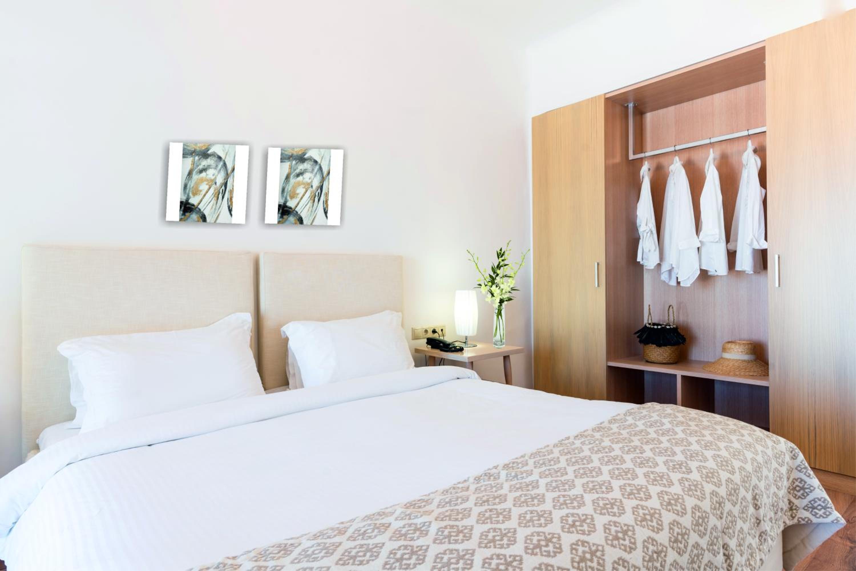 Superior Triple Room with Sea View - Photo 2
