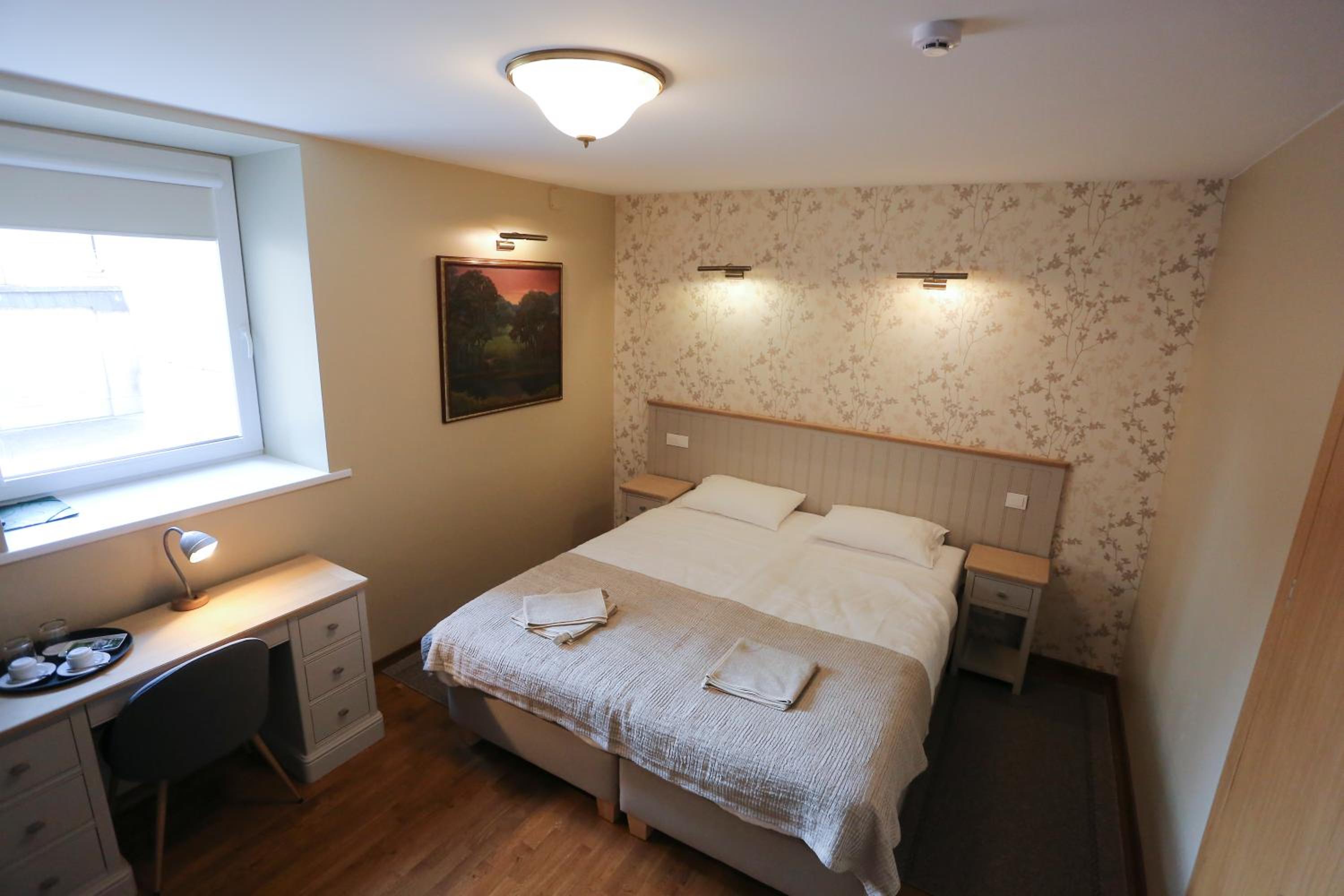 Double or Twin Room with Shower photo 2