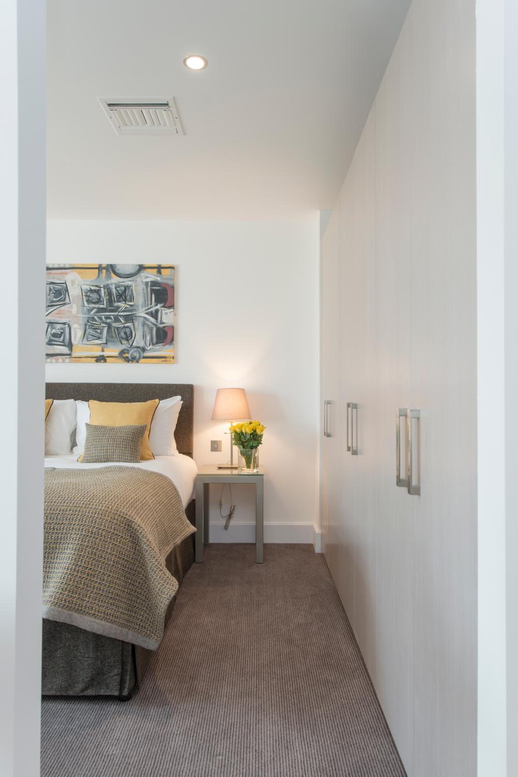 Executive One-Bedroom Apartment photo 2