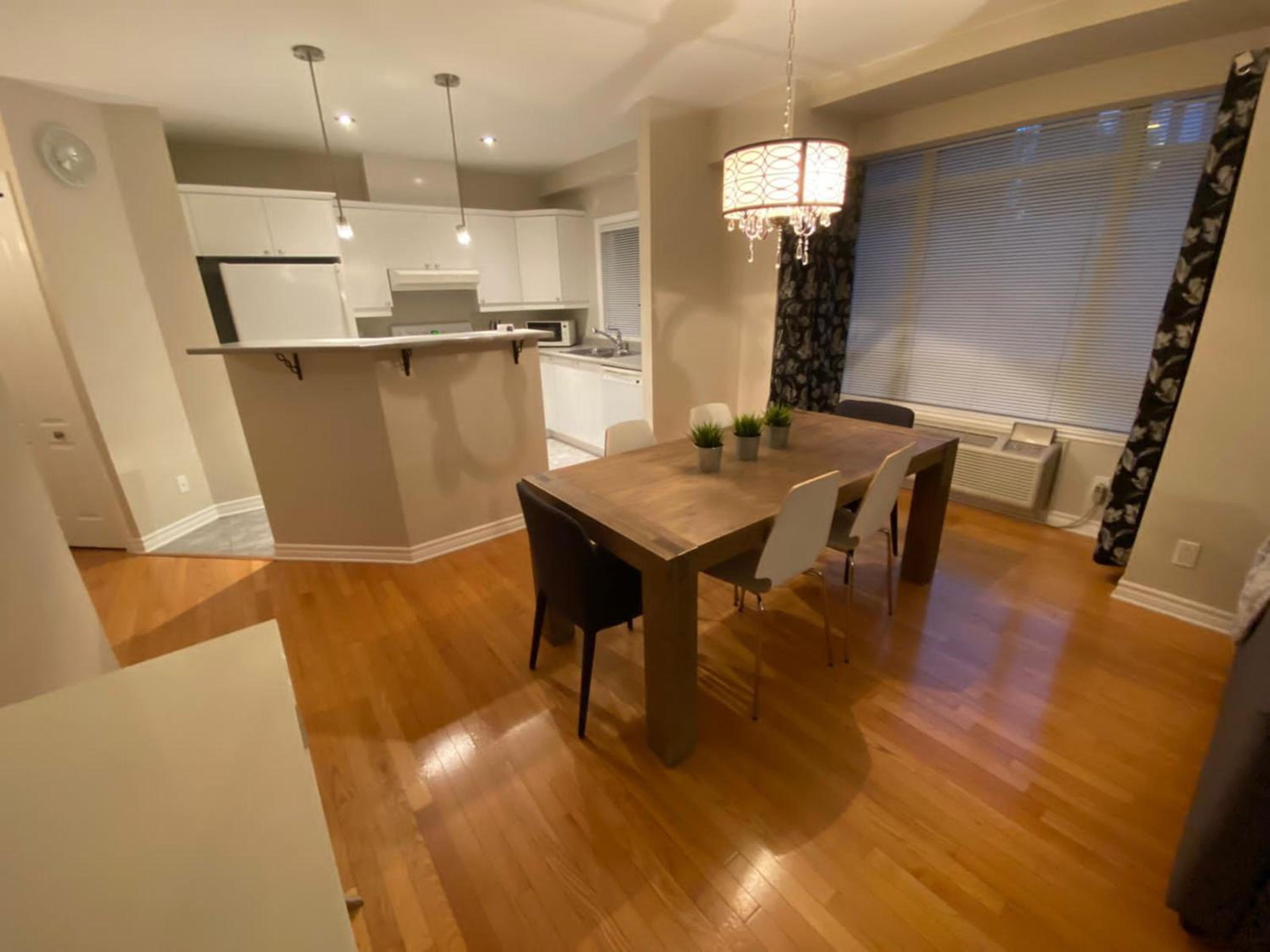 Corporate Suite 203