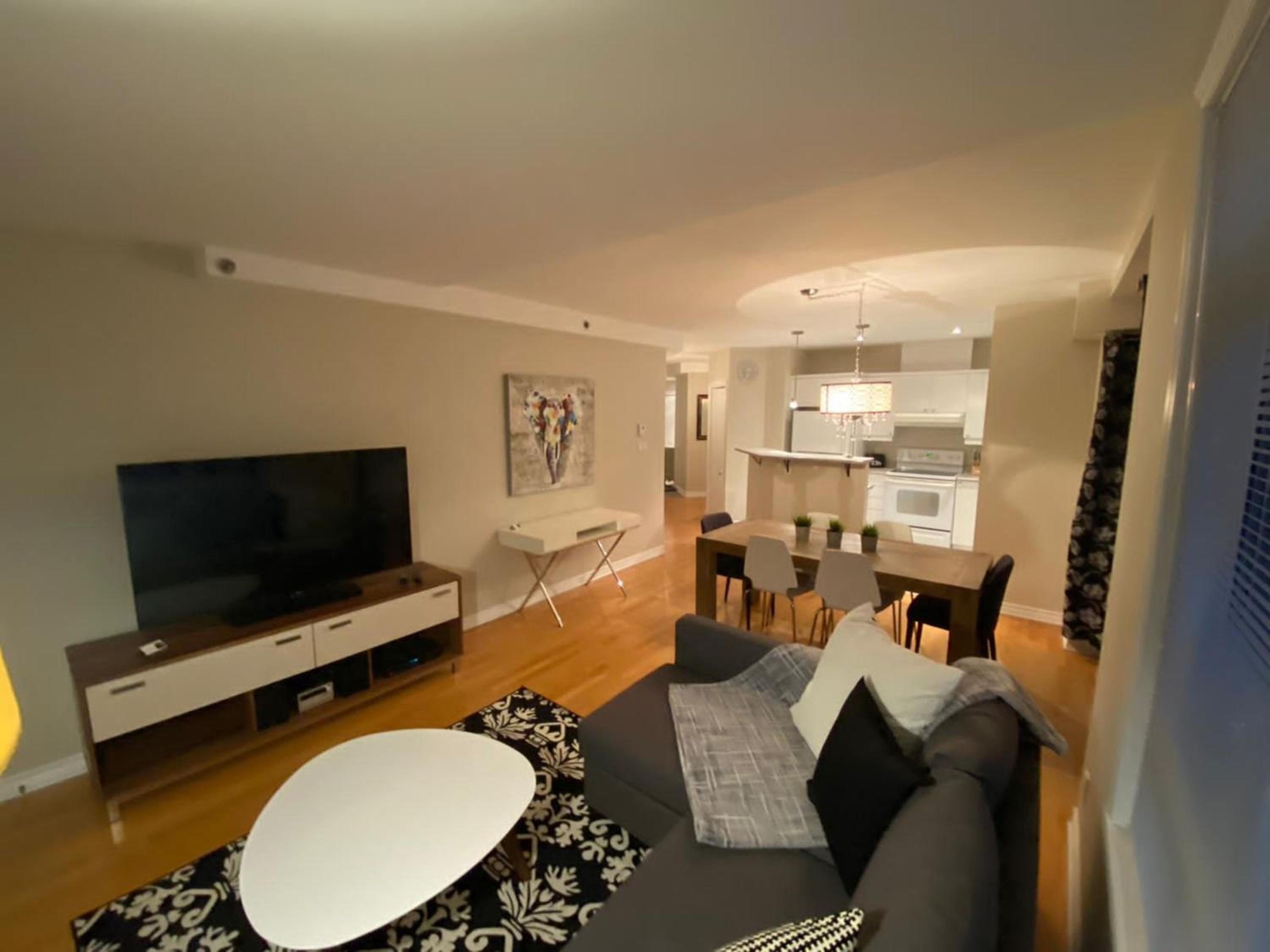Corporate Suite 203 thumbnail 6