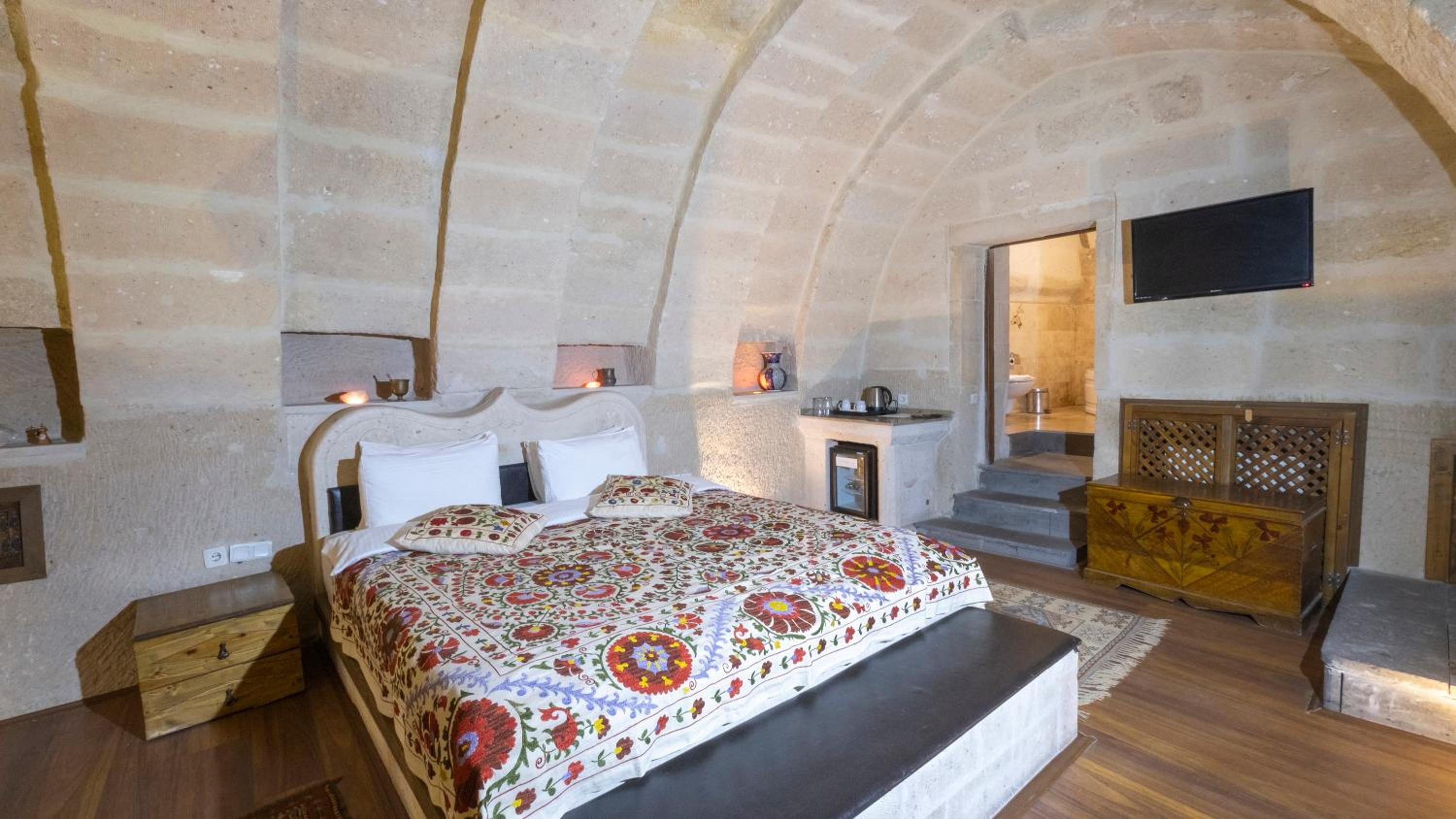 Deluxe Double or Twin Room with Spa Bath - Photo 5