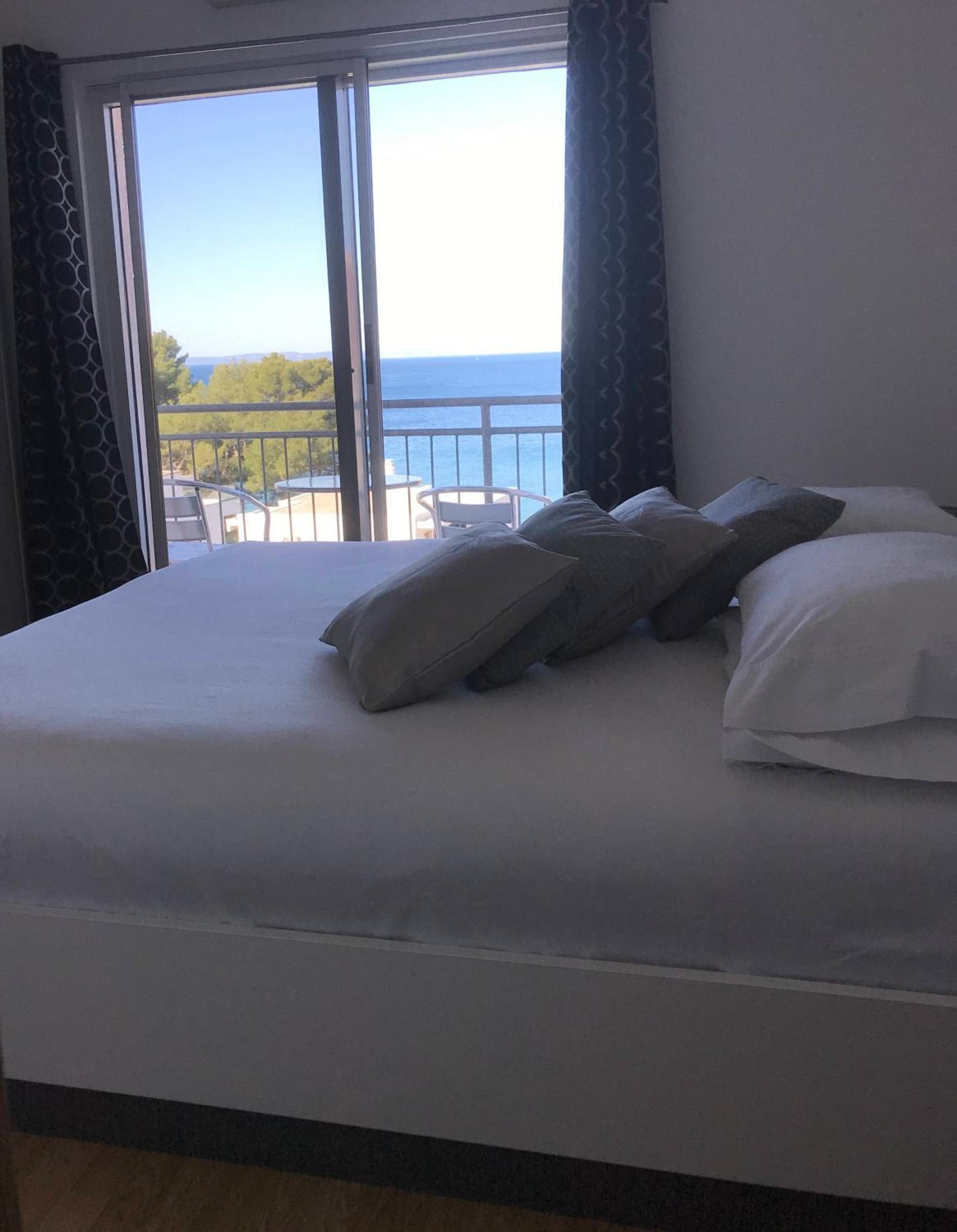 Double Room with Sea View photo 2