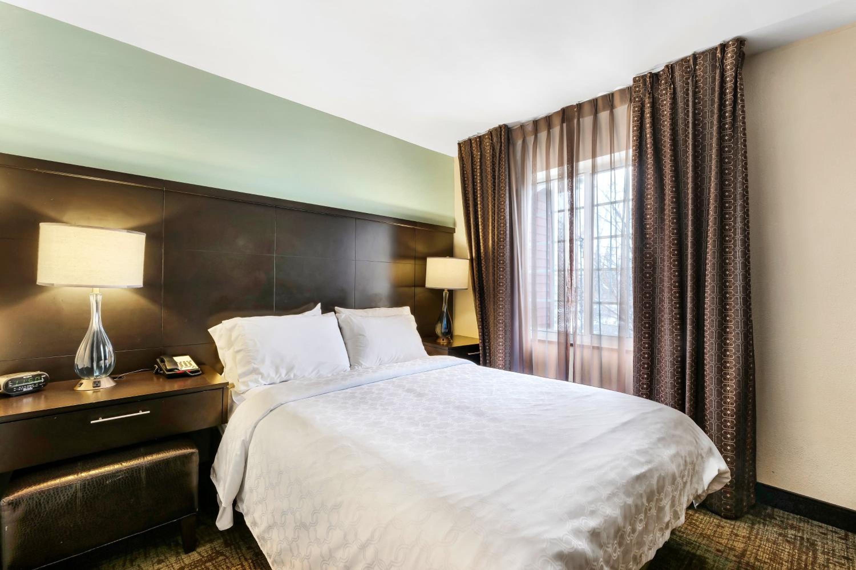 Two-Bedroom Suite with Oner King Bed and One Queen Bed - Photo 2