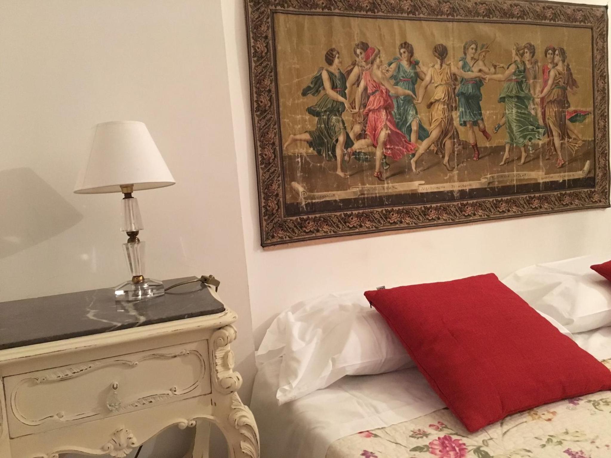 Single Room photo 3
