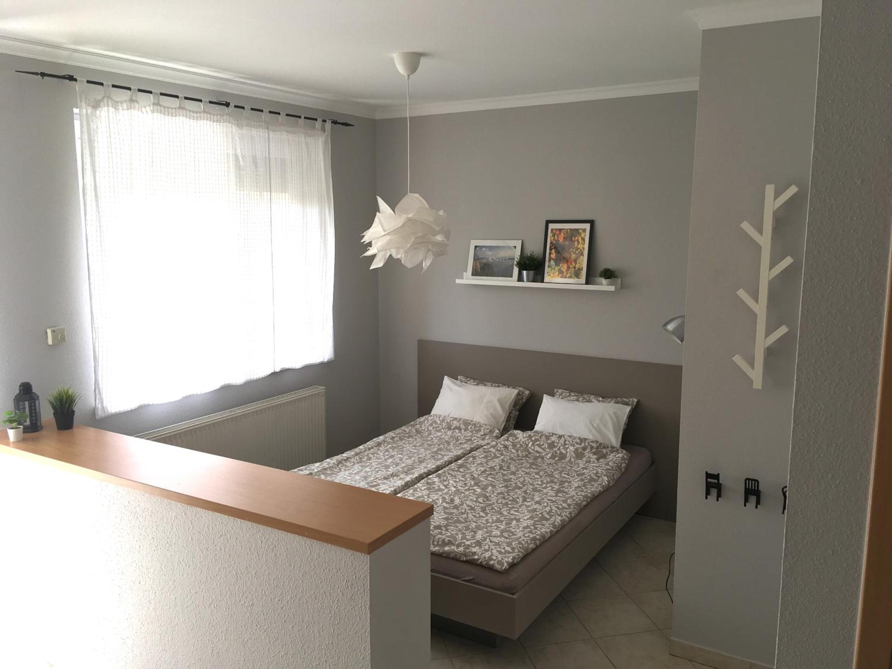 One-Bedroom Apartment - Photo 1