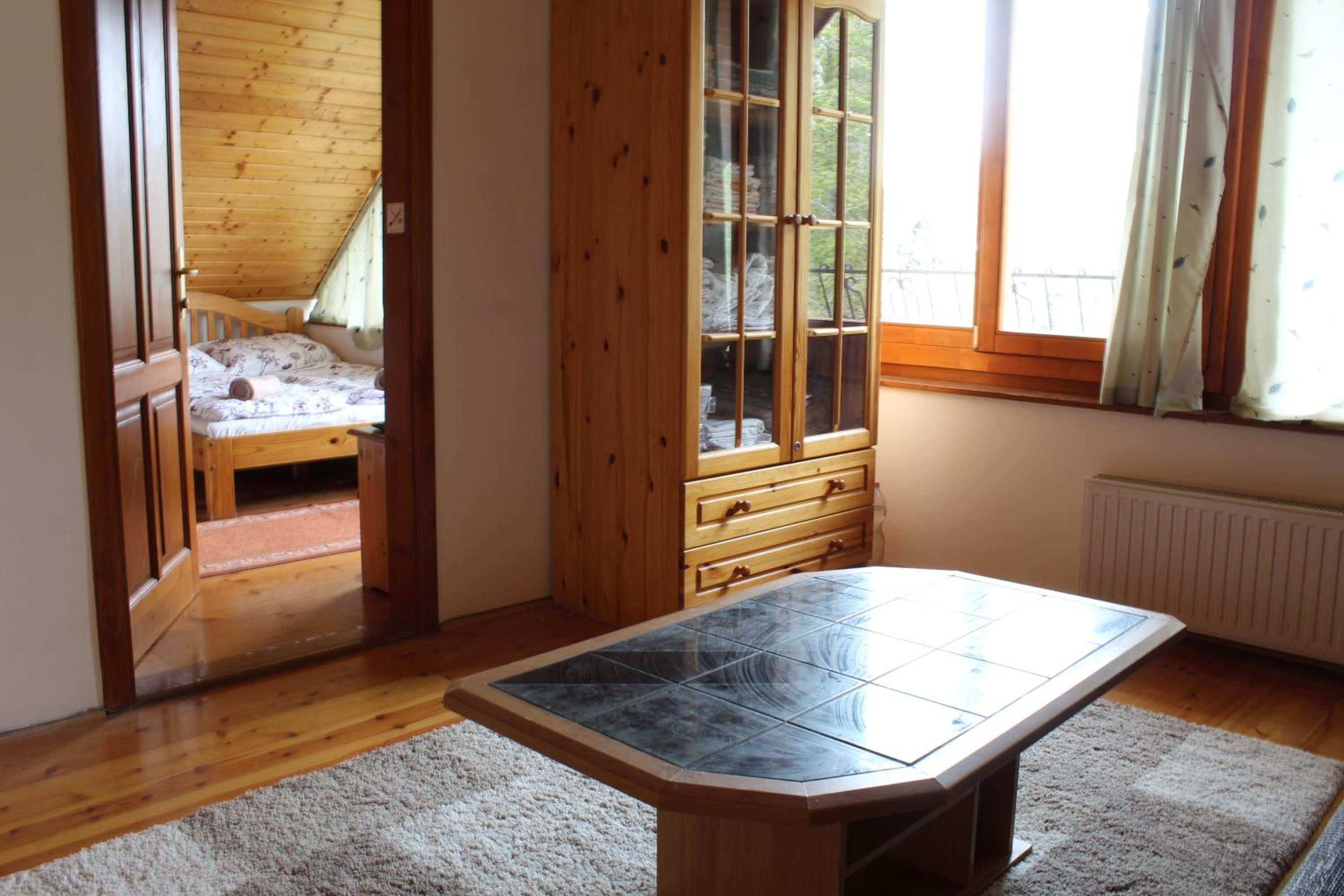 Double Room - Photo 7
