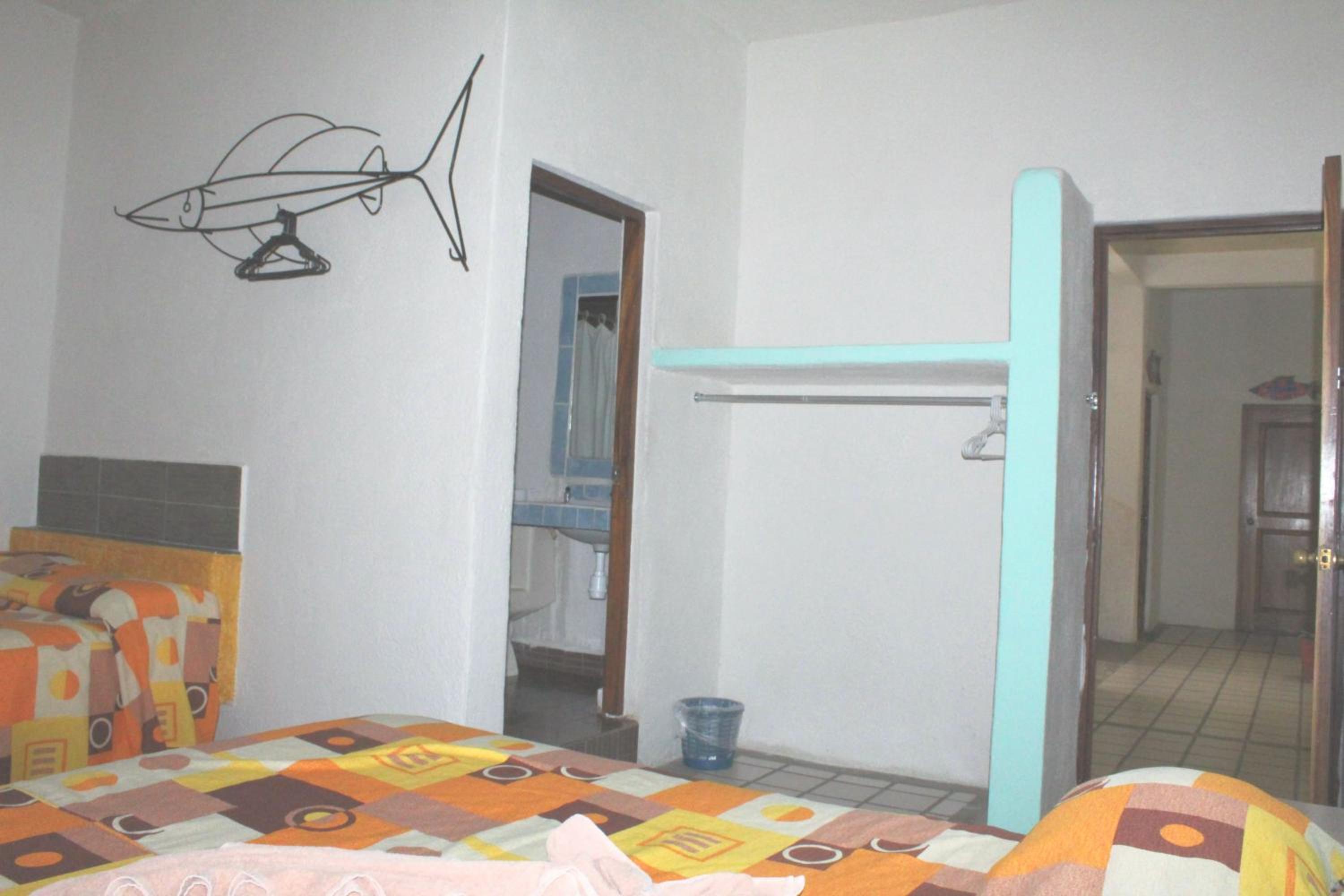 Large Double or Twin Room photo 1