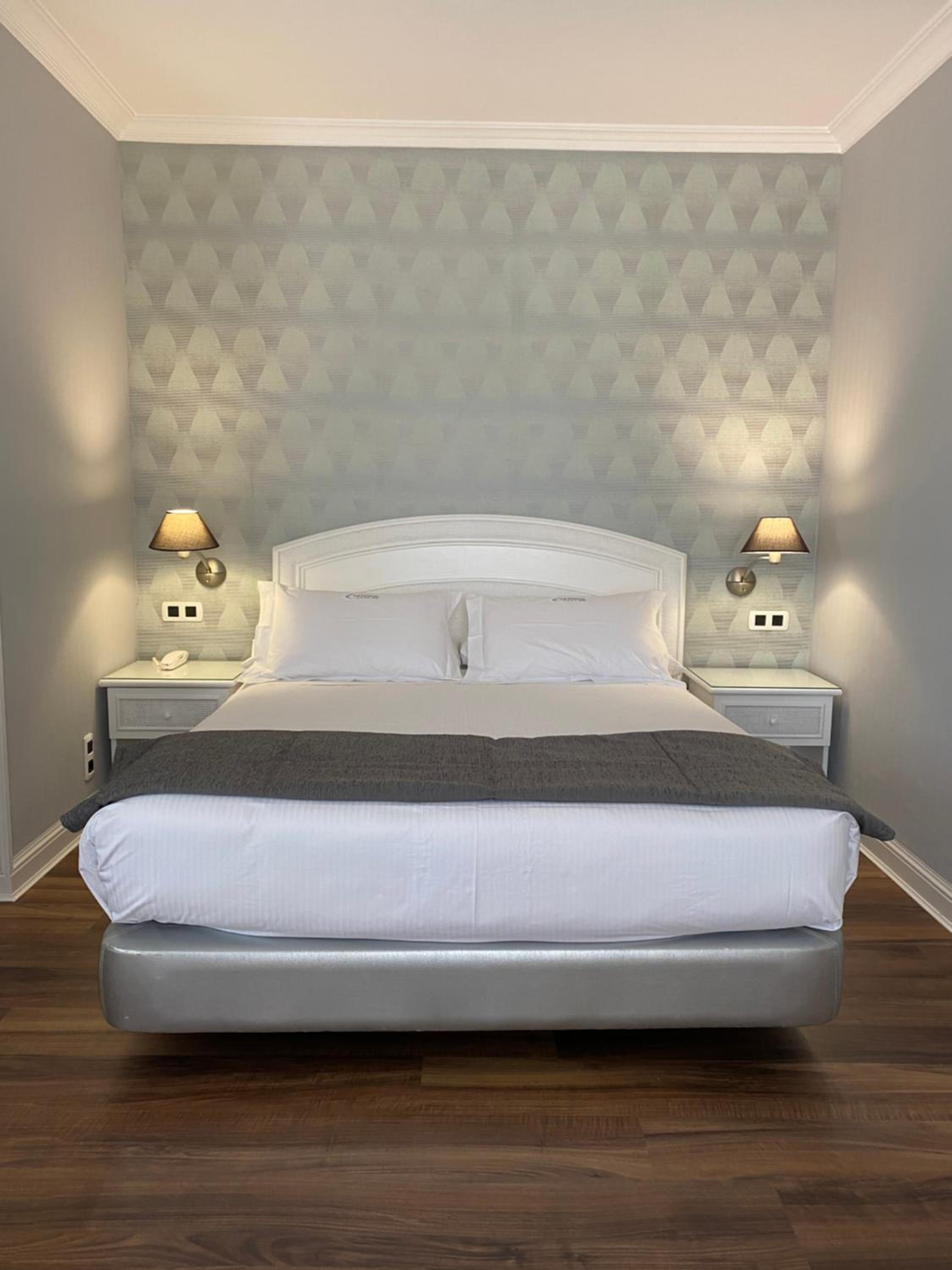 Double or Twin Room - Photo 1