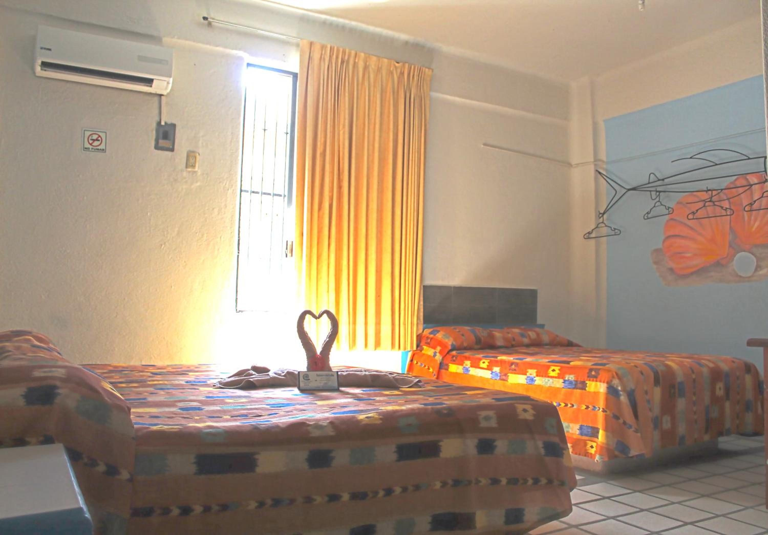 Standard Twin Room photo 1