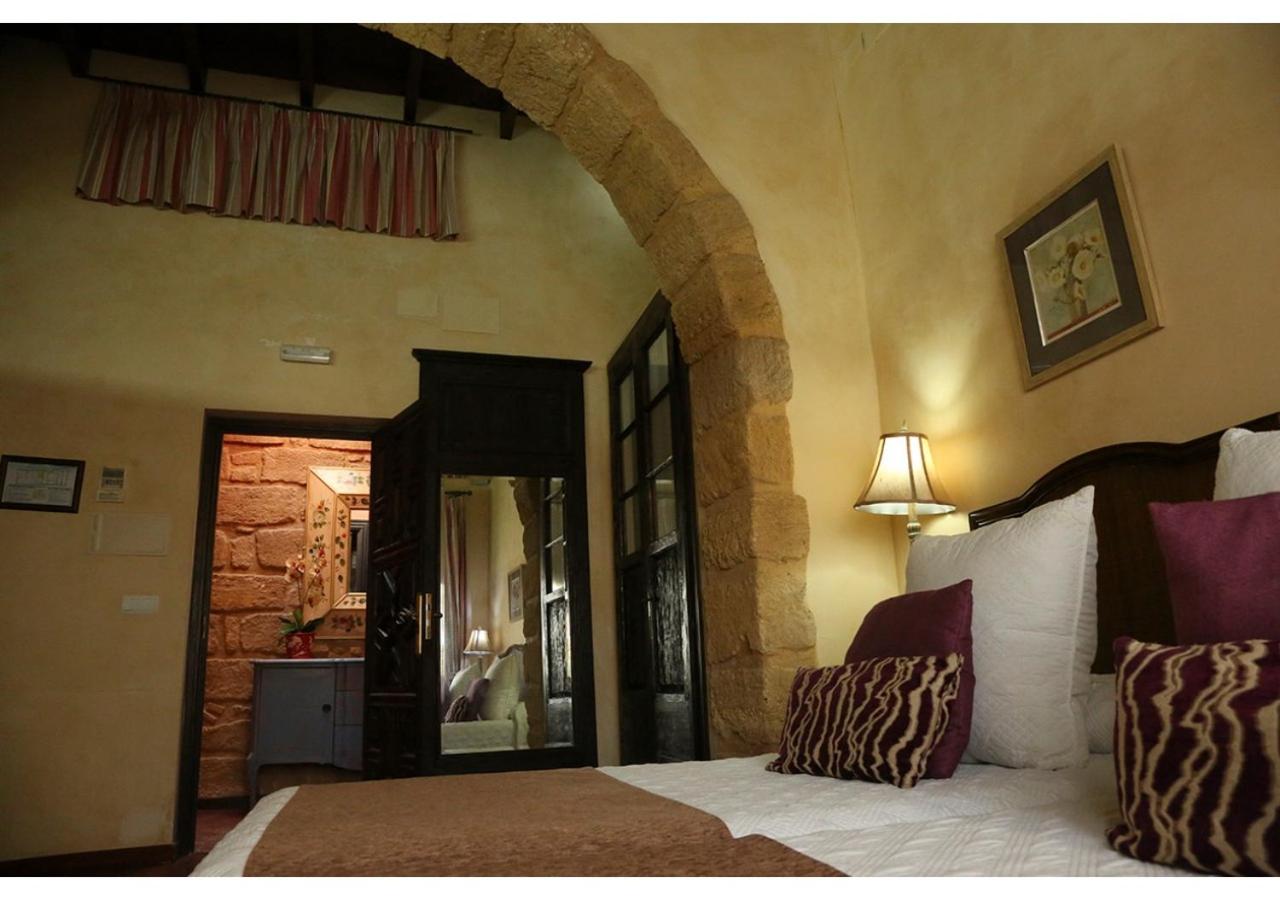 Superior Double Room - Photo 12