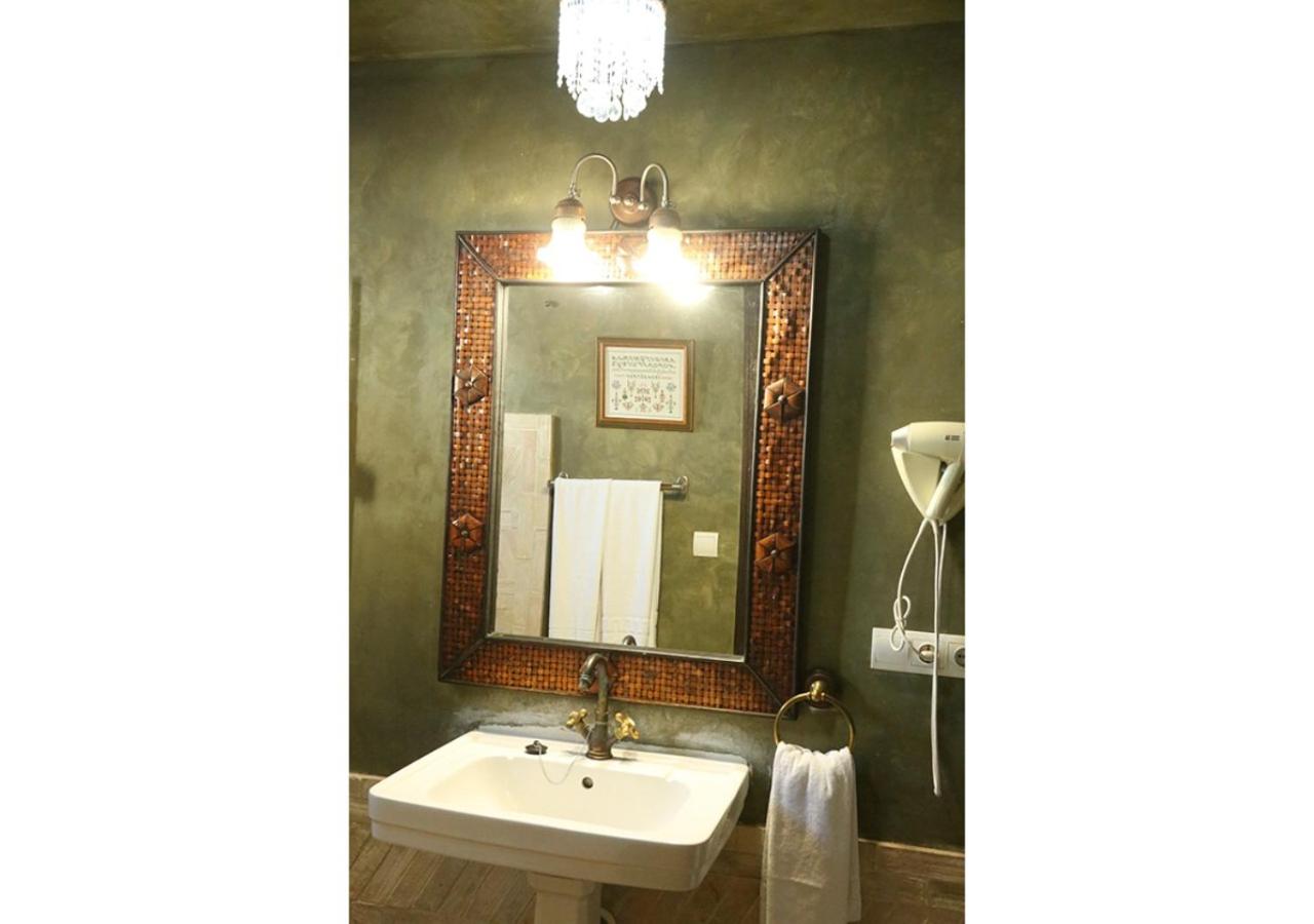 Superior Double Room - Photo 13