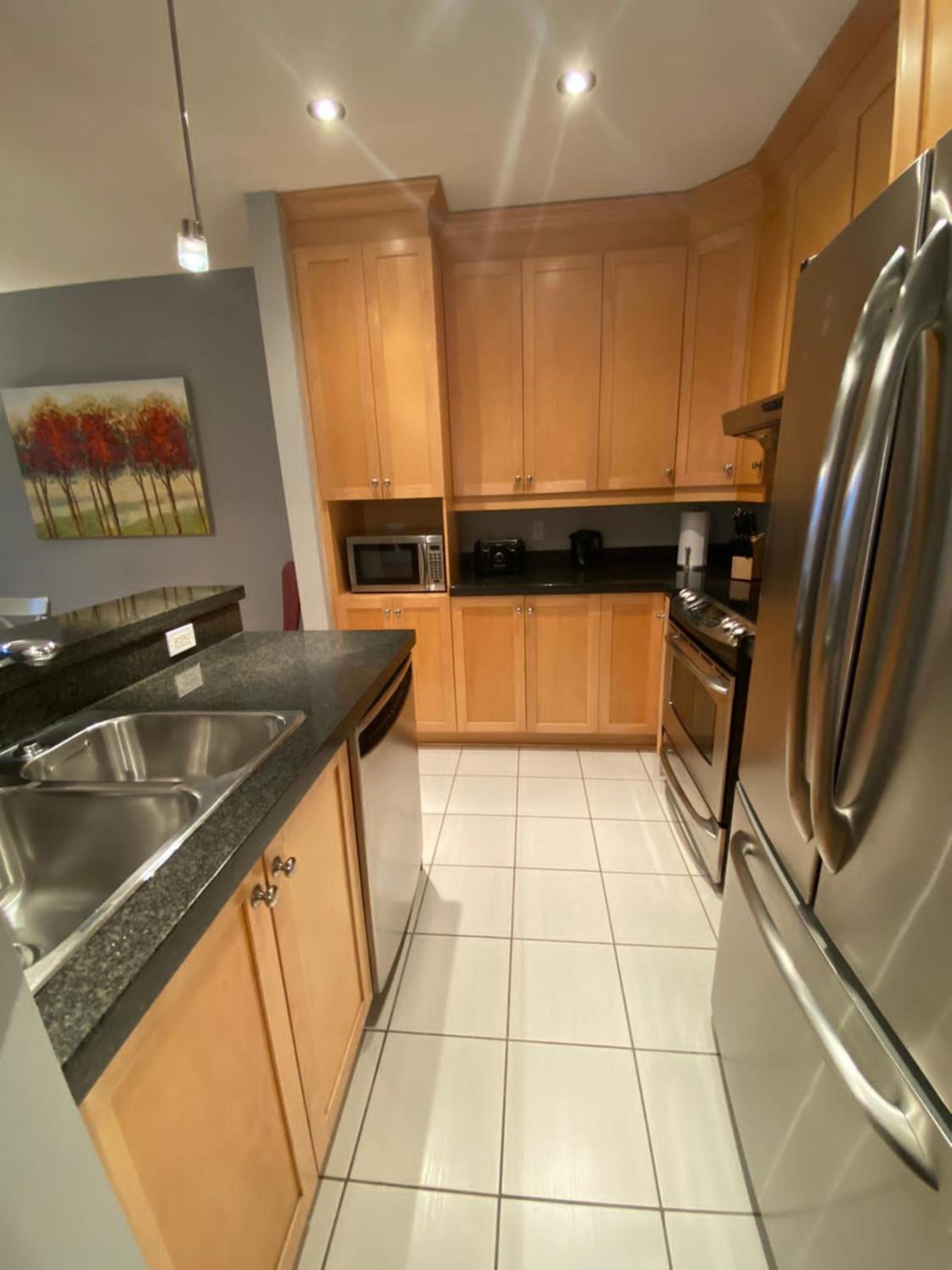 Sunrise Suite 404
