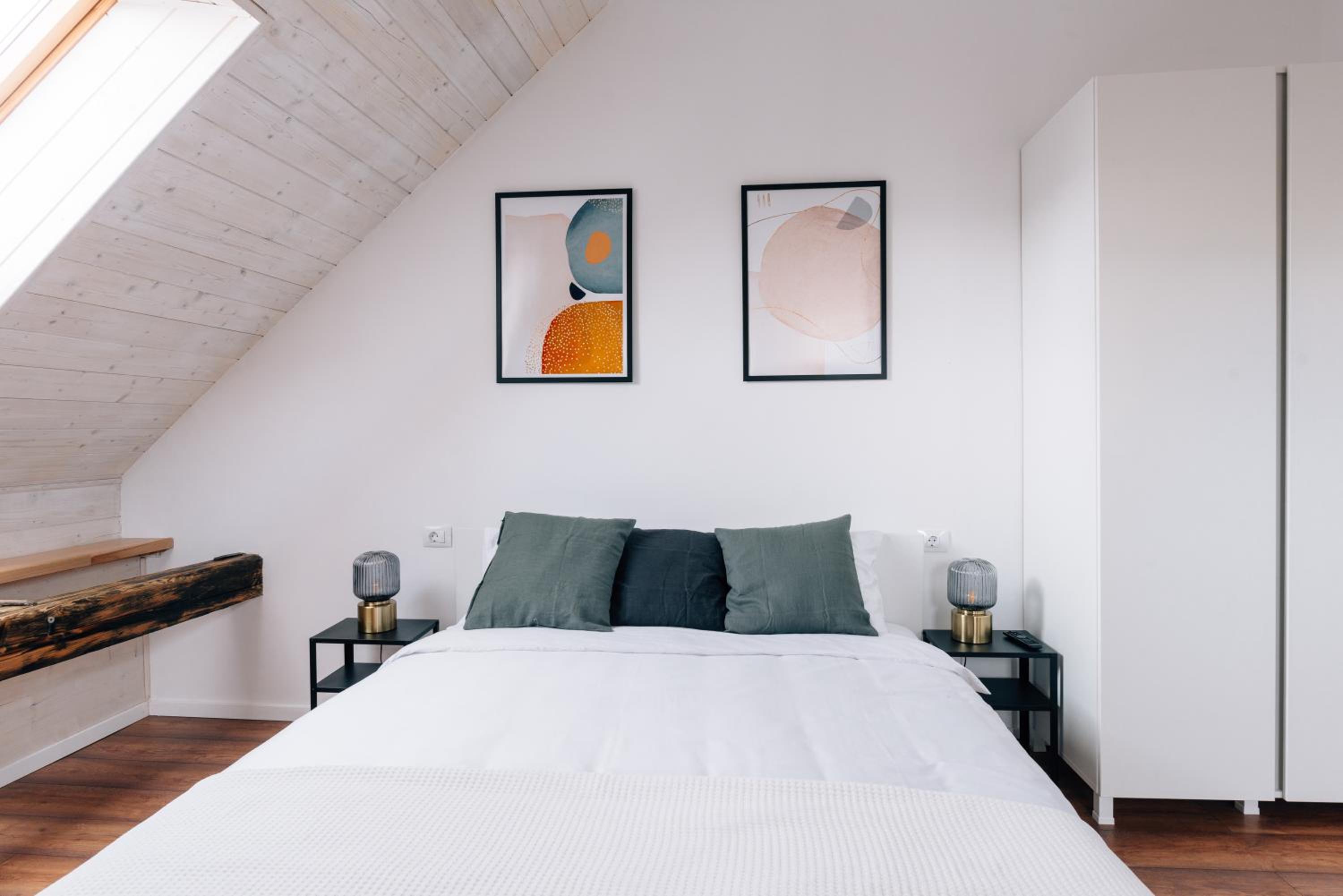 Studio Apartment photo 1