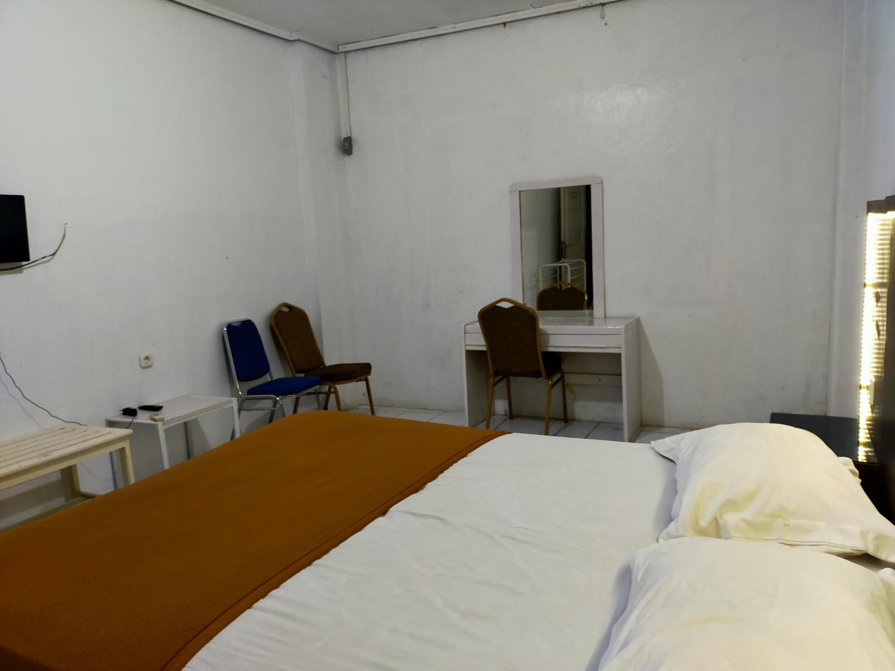 Standard Double Room - Photo 3