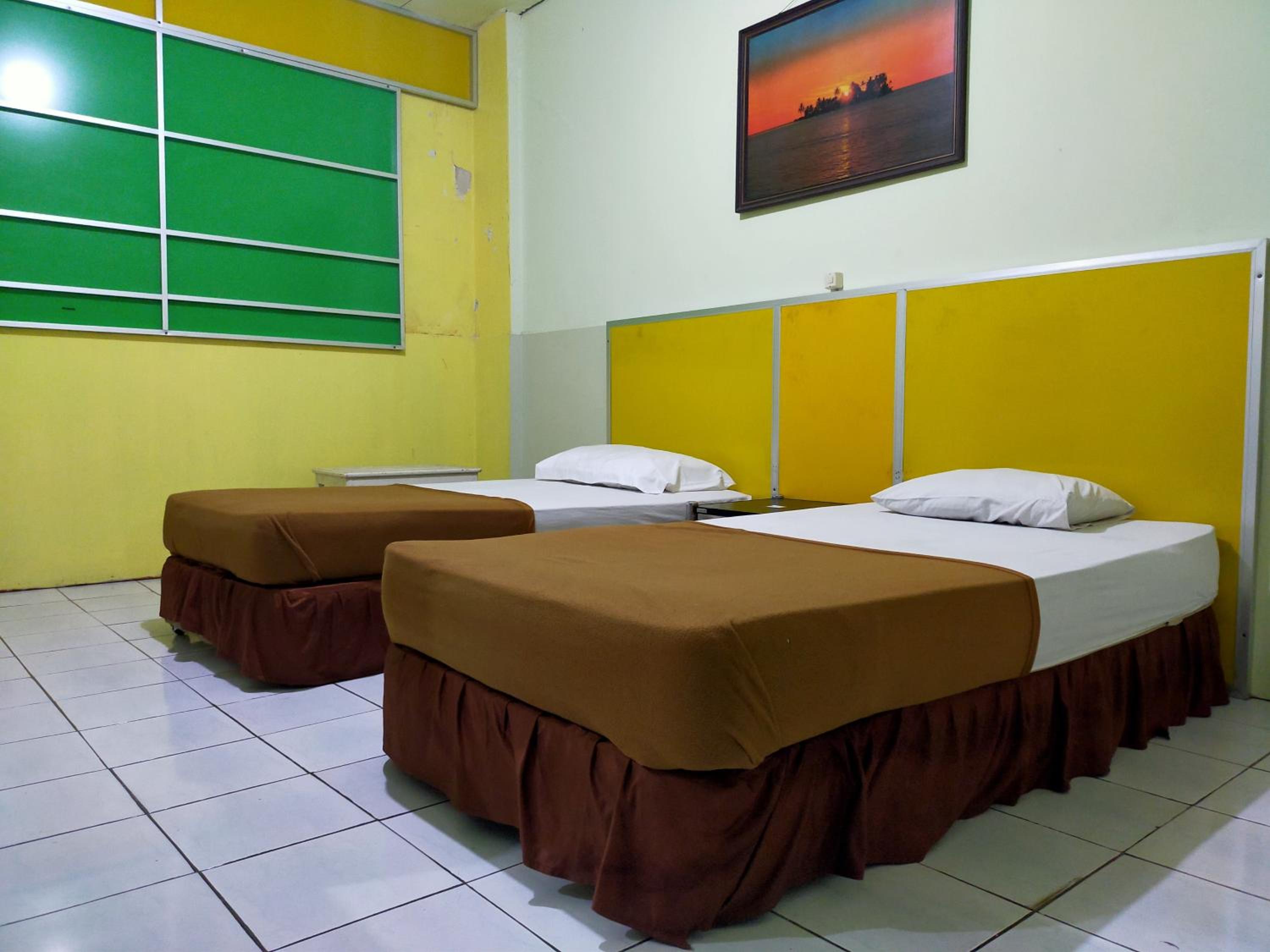 Deluxe Twin Room - Photo 2