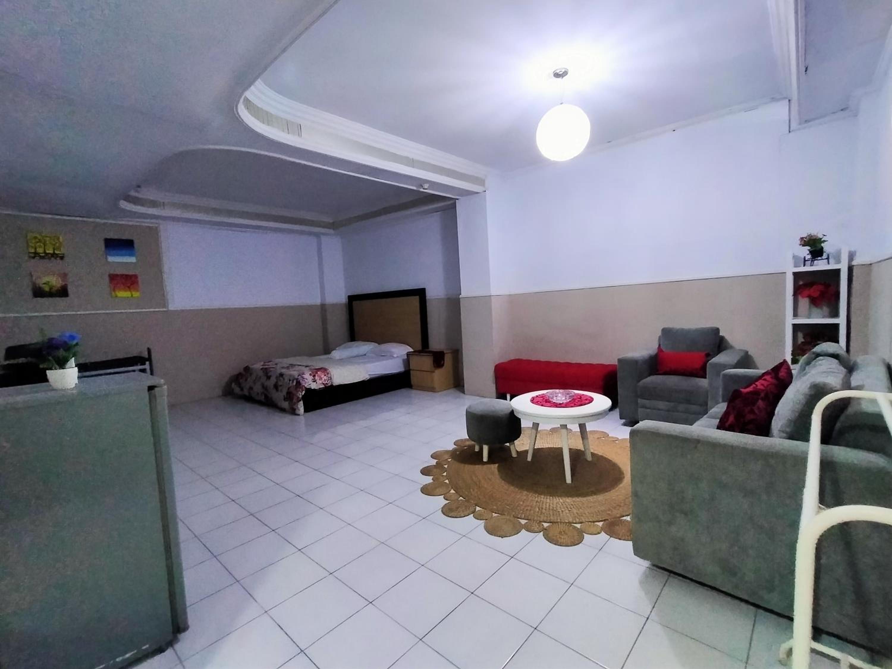 Suite - Photo 5