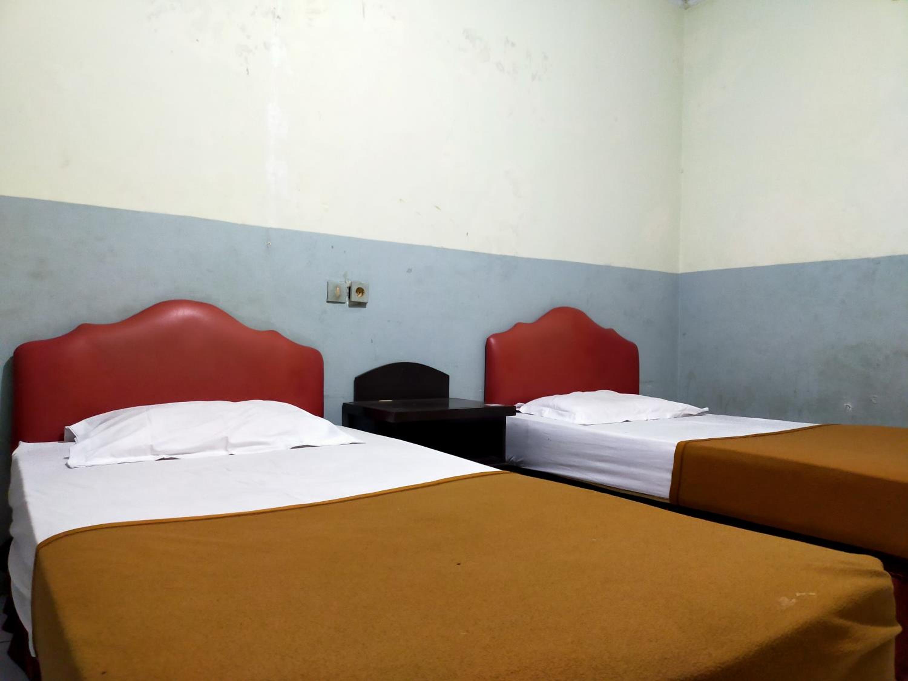 Superior Twin Room - Photo 8