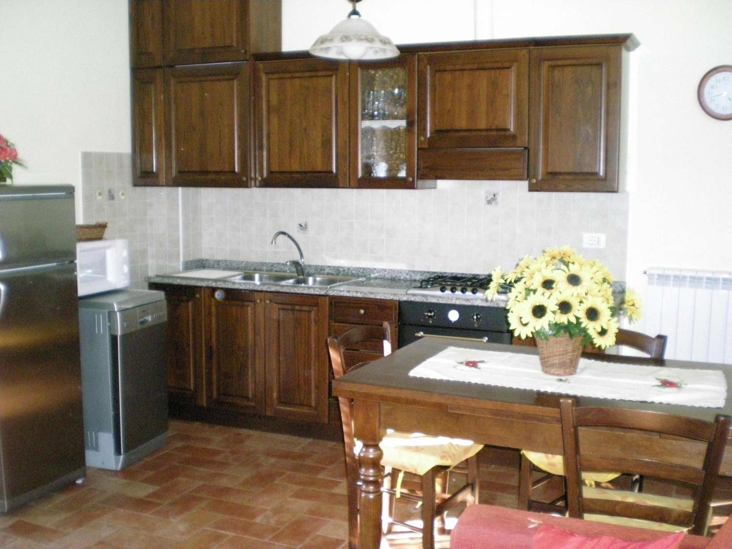 Apartment with Mountain View photo 3