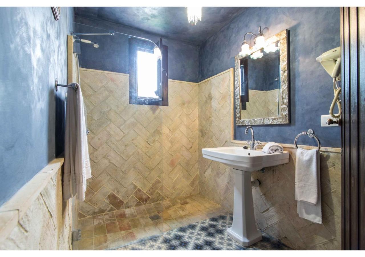 Superior Double Room - Photo 5
