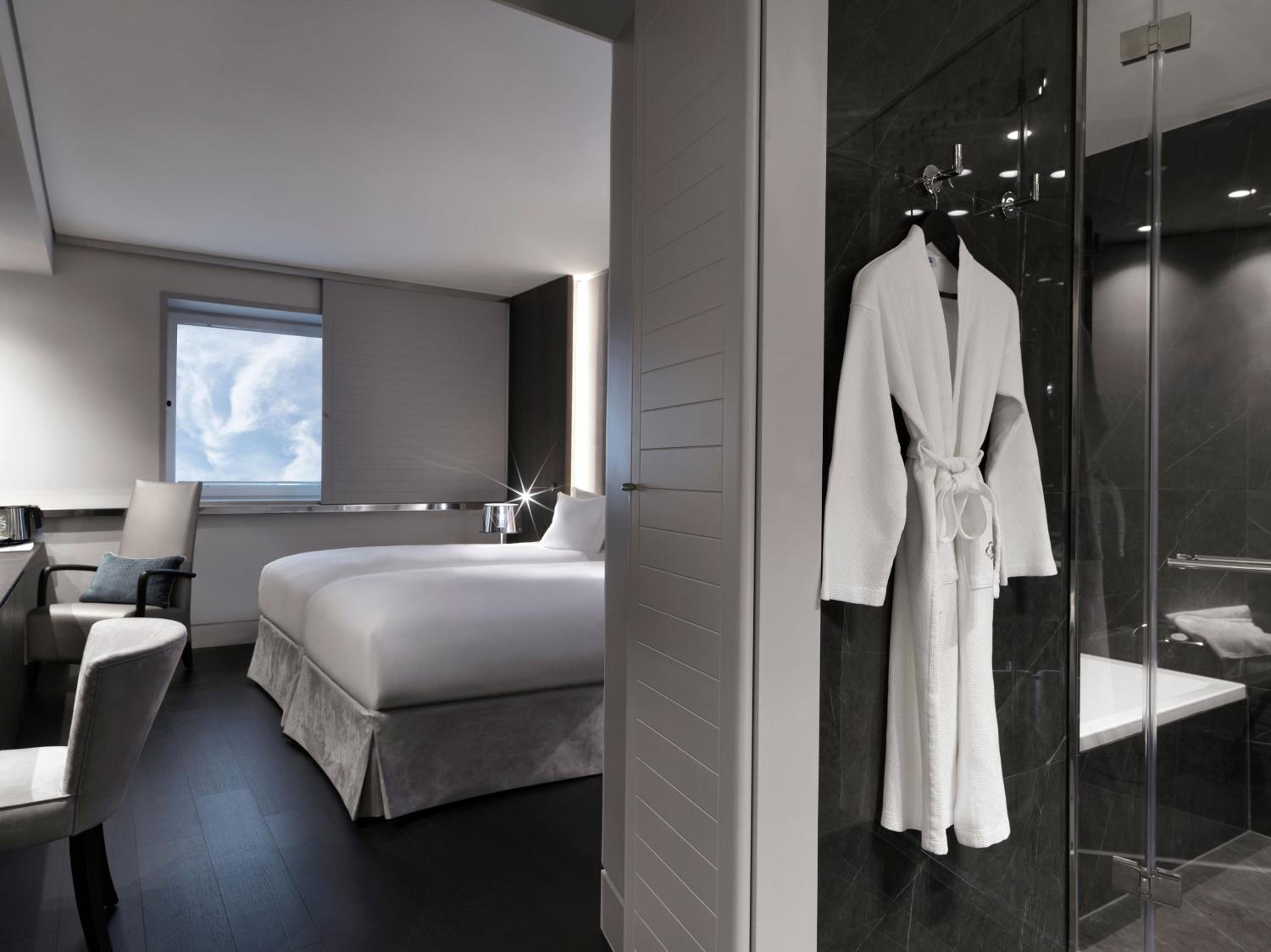 Luxury Club Twin Room - Lounge Access