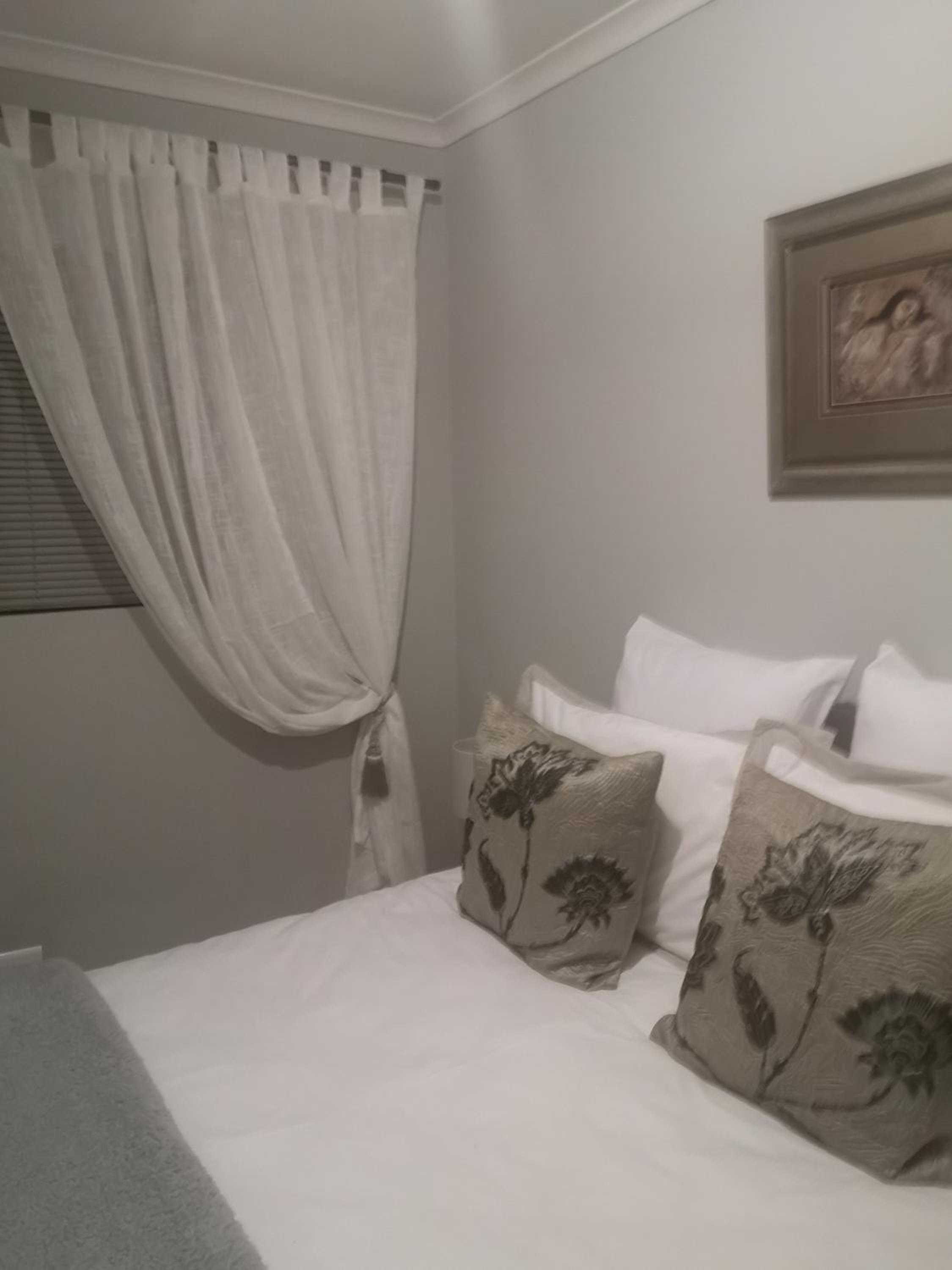 Deluxe Family Suite photo 3