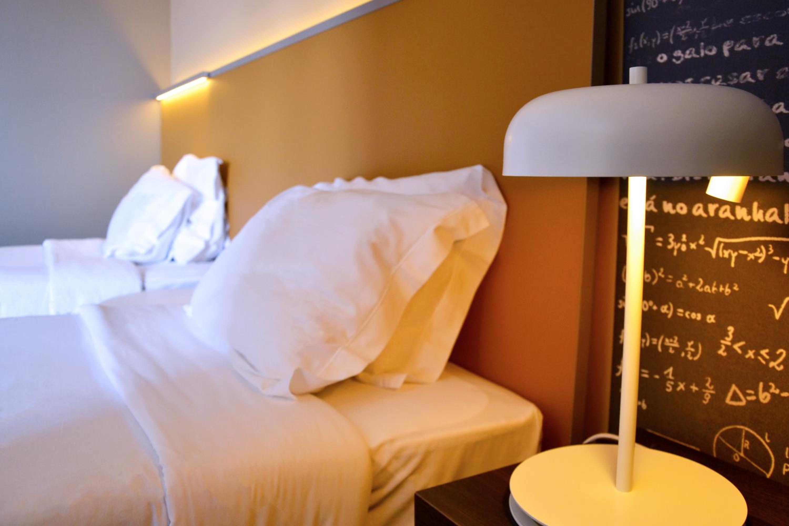 Double or Twin Room - Photo 10