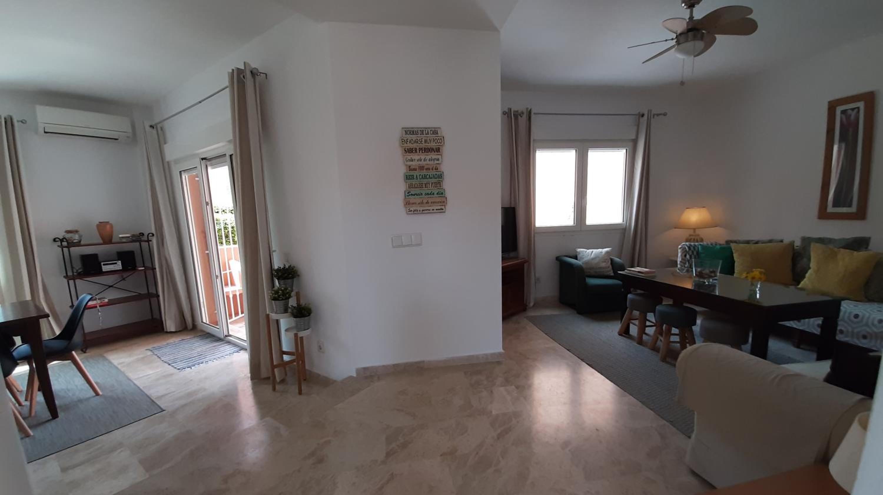 Casa de cuatro habitaciones